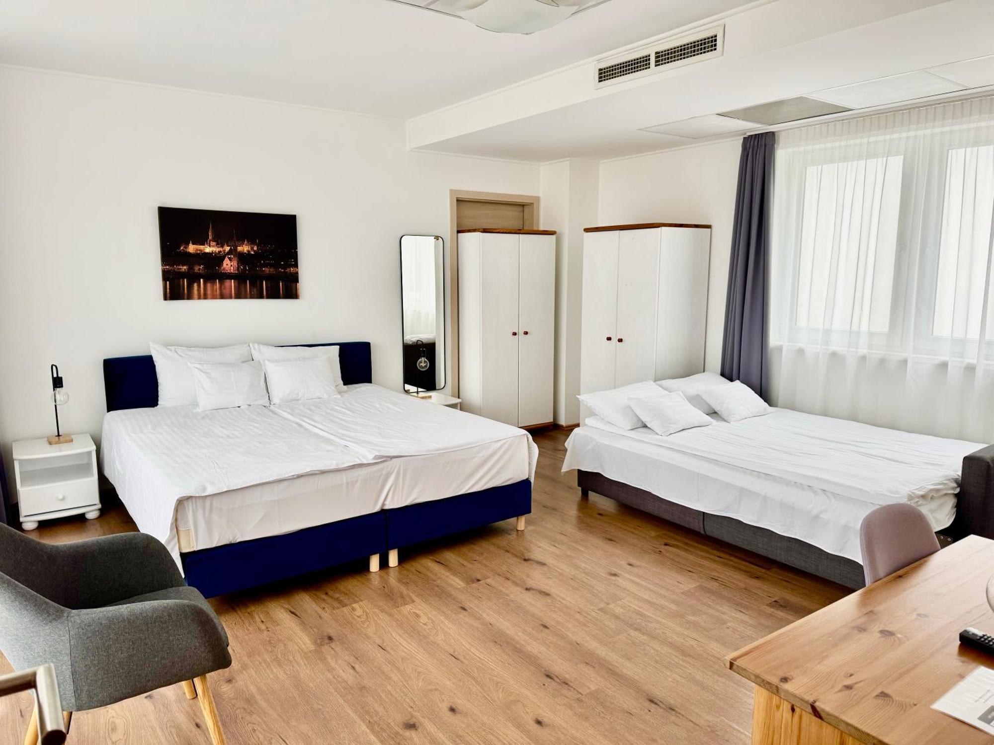 Rooftop City Residence With Underground Parking Hotell