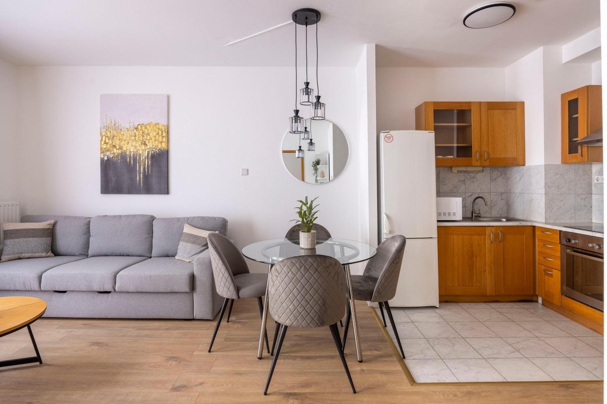 Appartamento Deluxe K9 With Balcony 