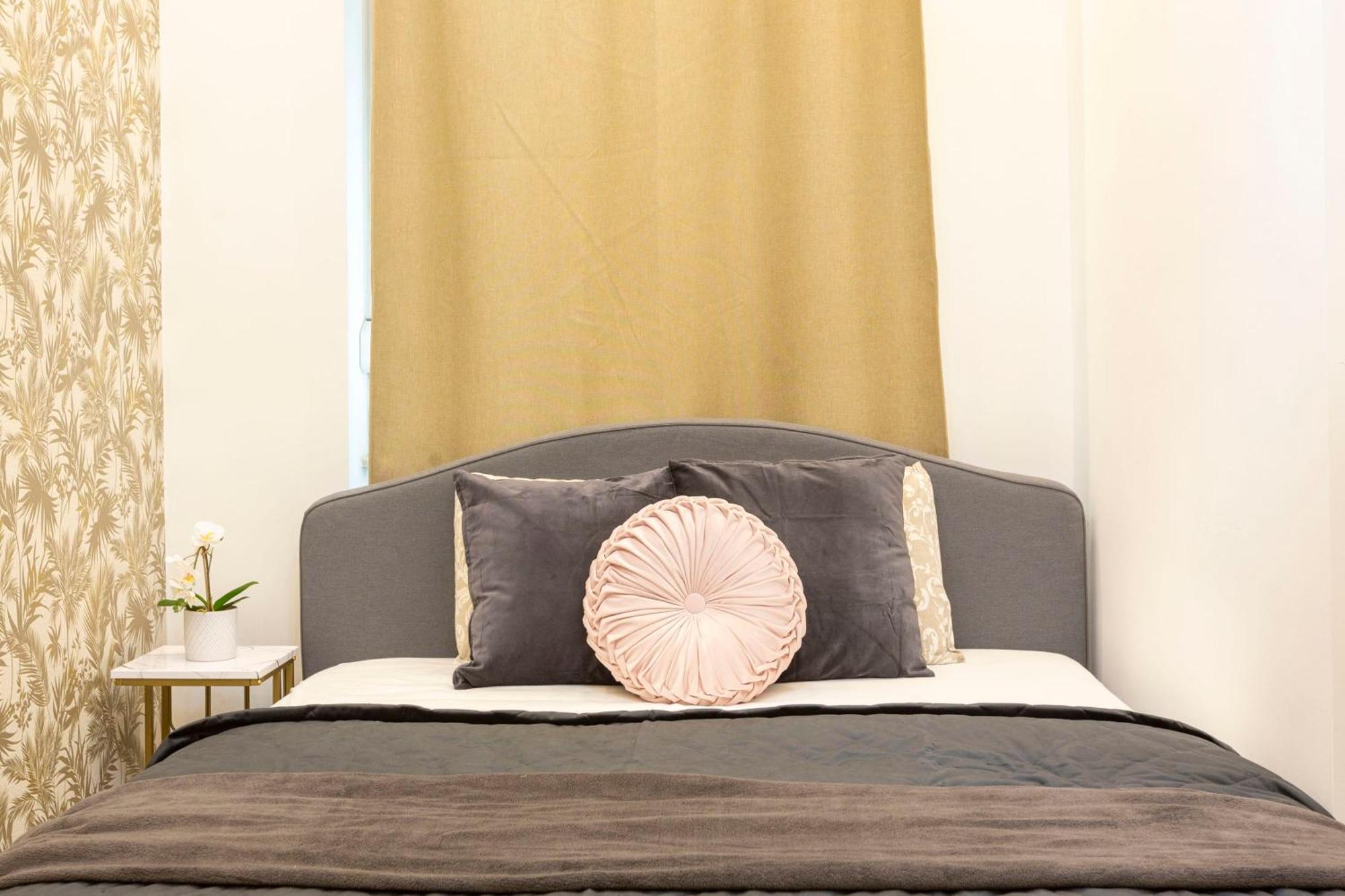 Appartamento Quiet Center Near Heroes Square By Cavaland *
