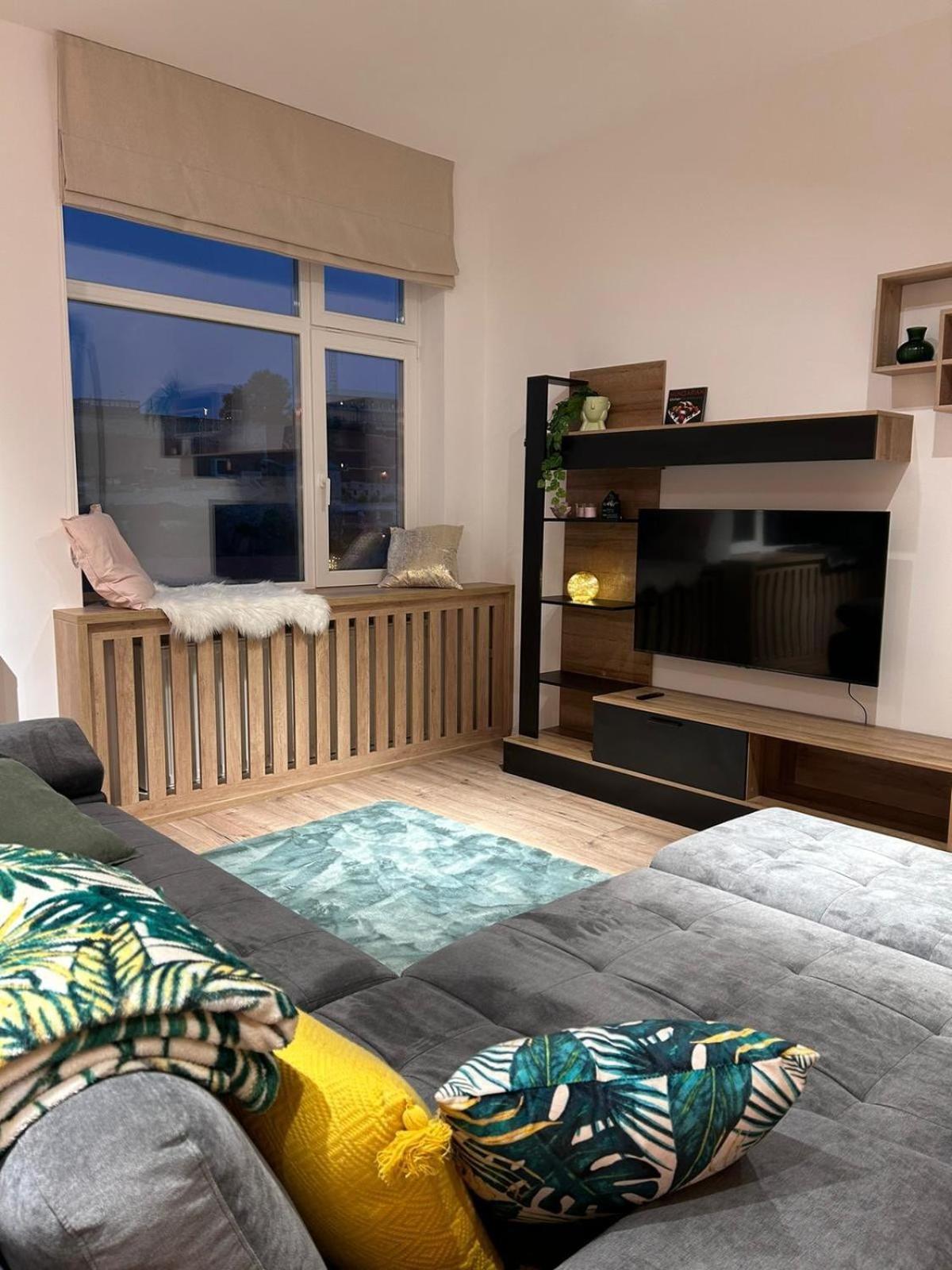 Castle View Apartment *