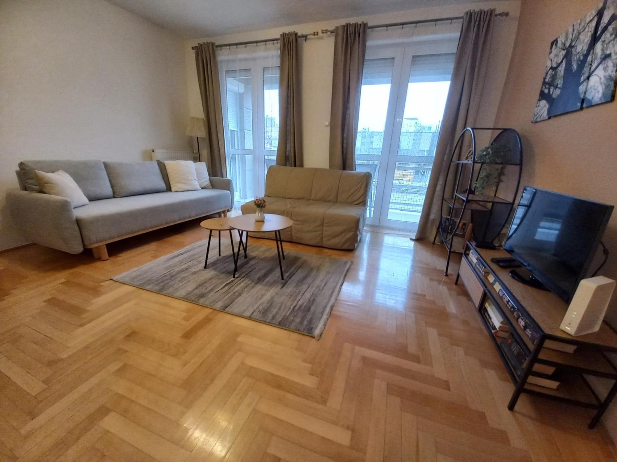 Innercity Apartment *
