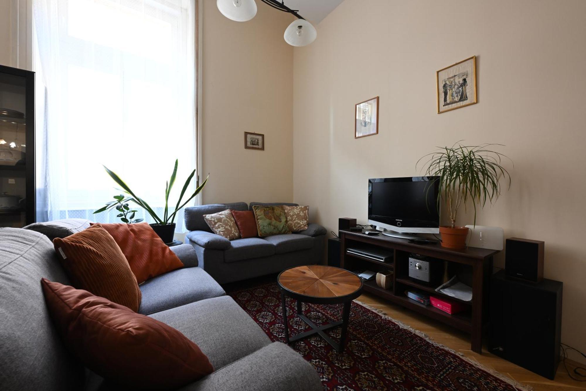 A Quiet Place In The Heart Of The Apartment Budapest