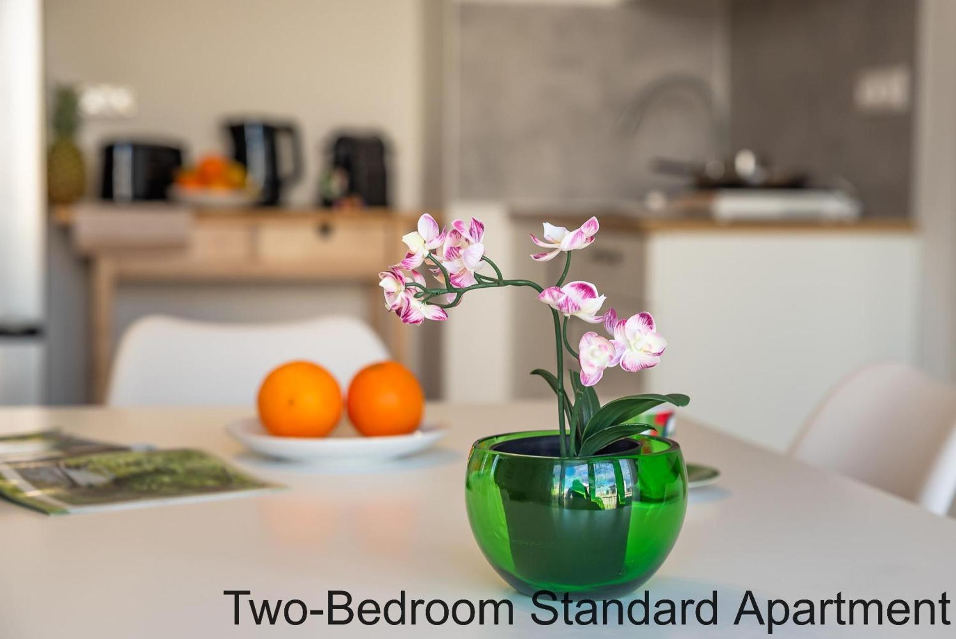 Sunlit Heaven 2-bdr Apartment Budapest