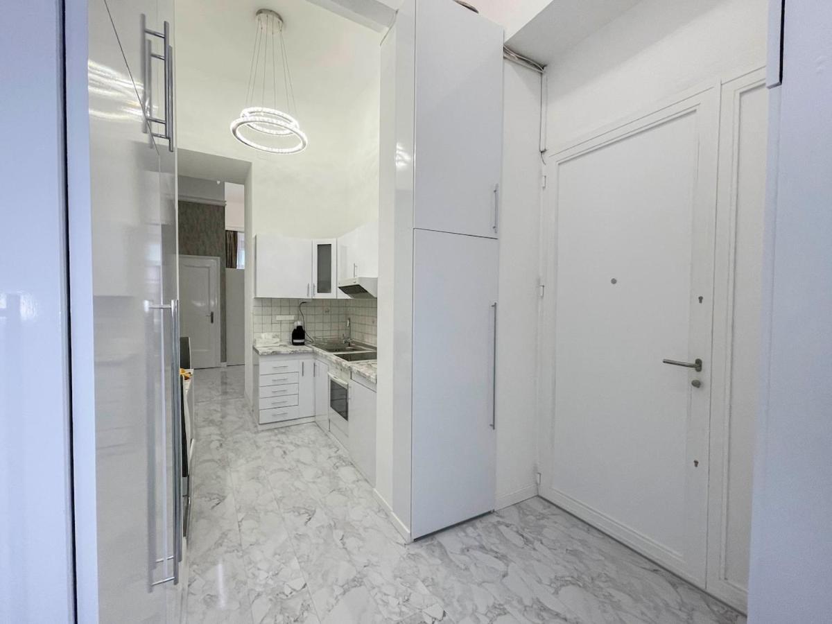 Appartement In Centre Of *