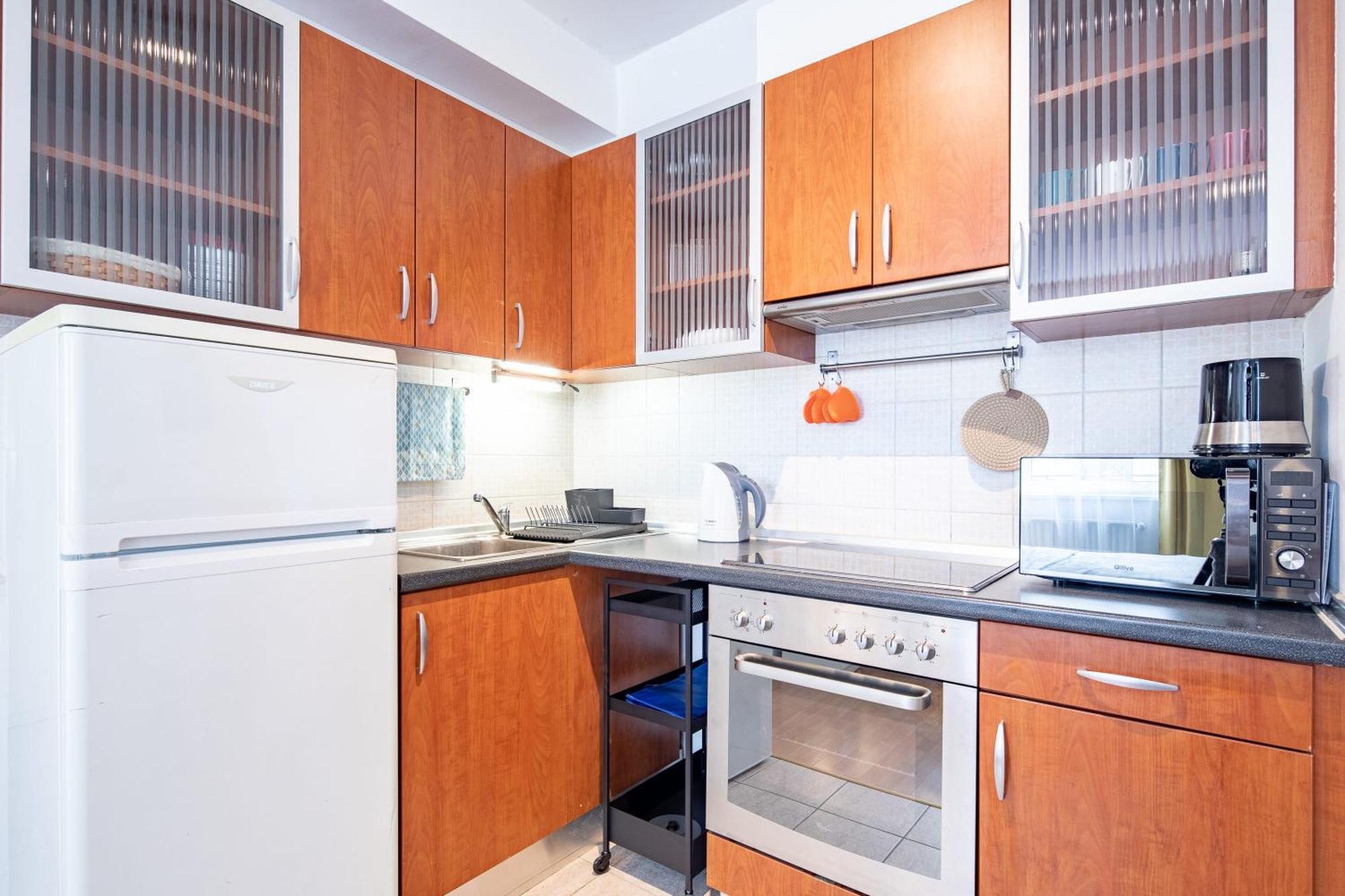 - Cozy Air Conditioned Budapest