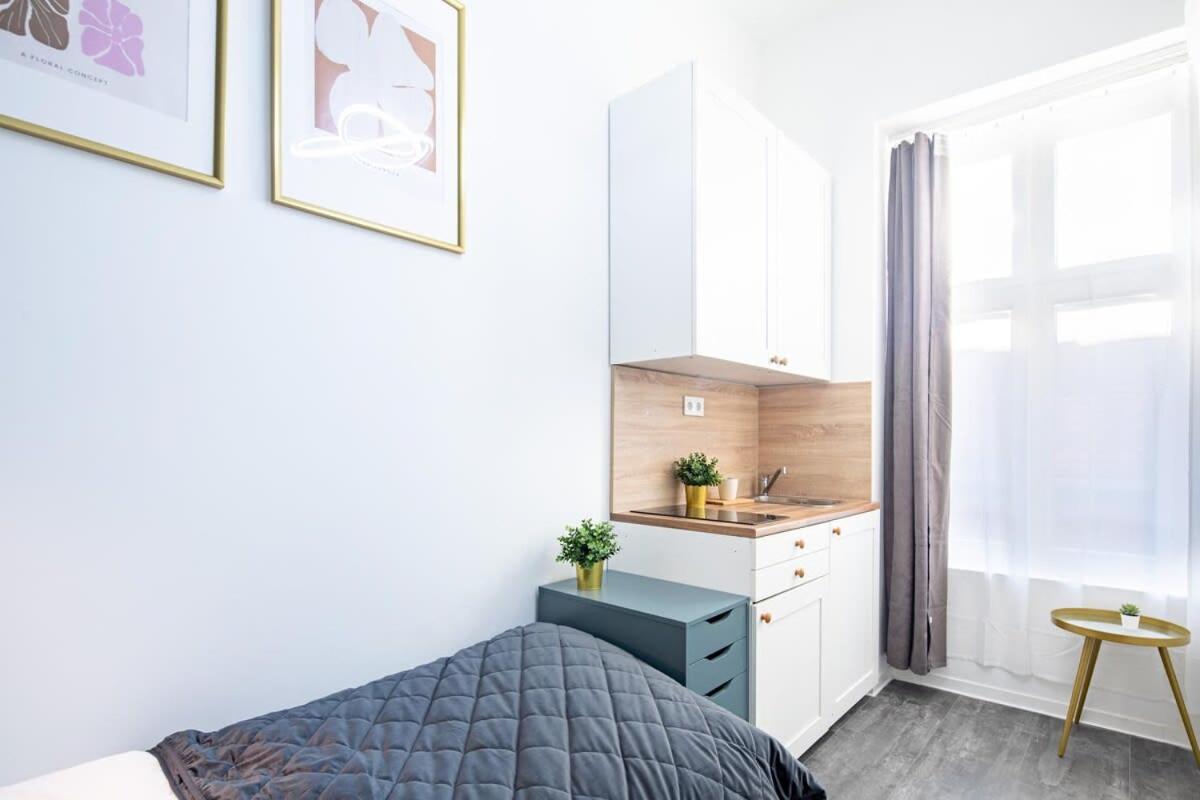 Ultra For Solo Traveller - Air Con Appartamento Budapest