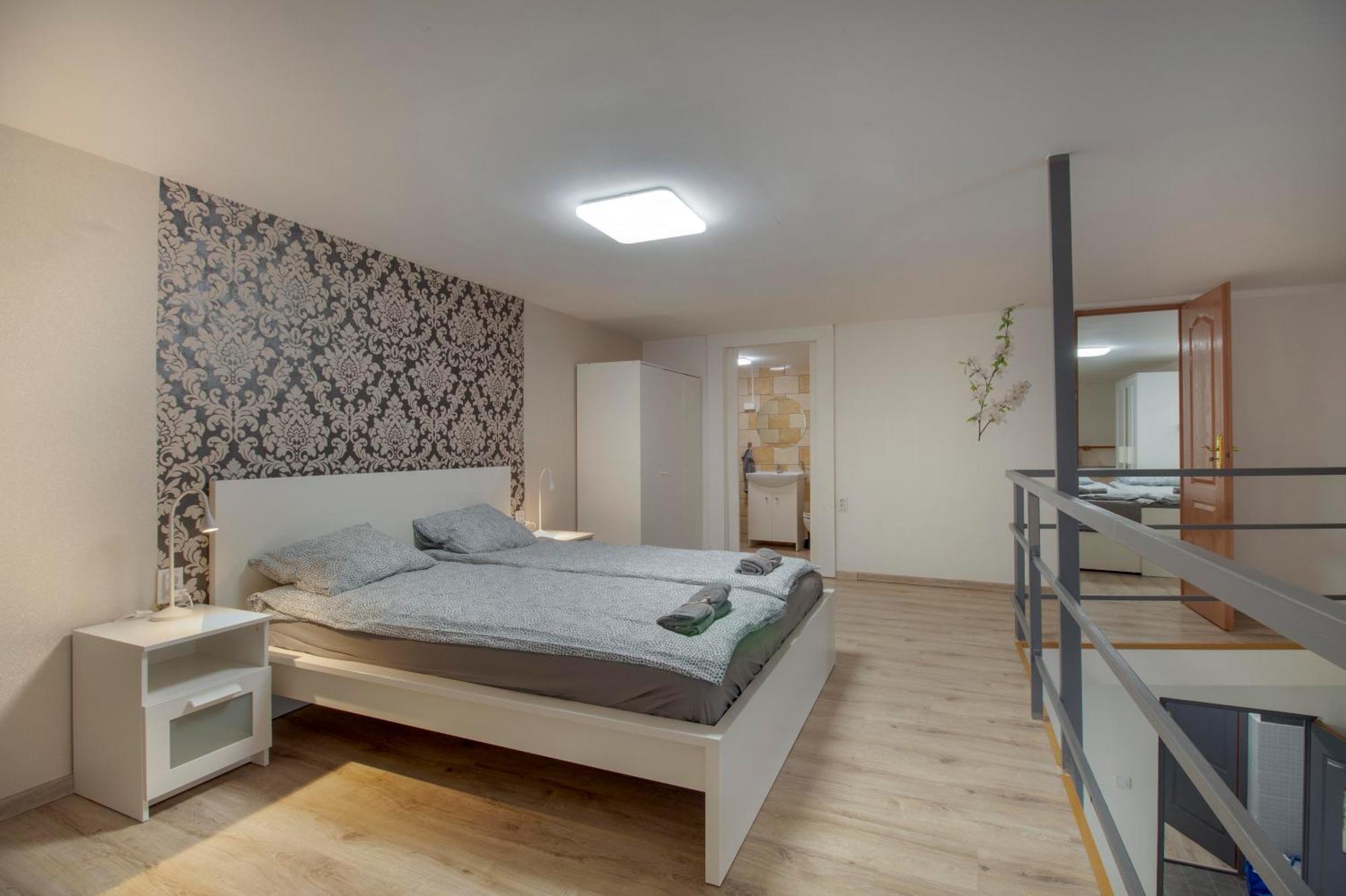 4 2 Bathroom Super Large With Ac Appartamento Budapest