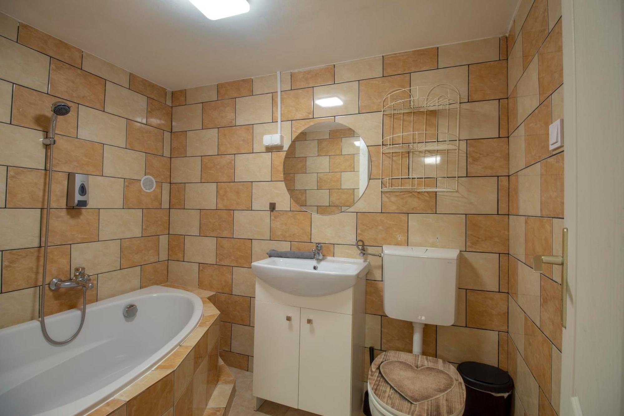 4 2 Bathroom Super Large With Ac Appartamento