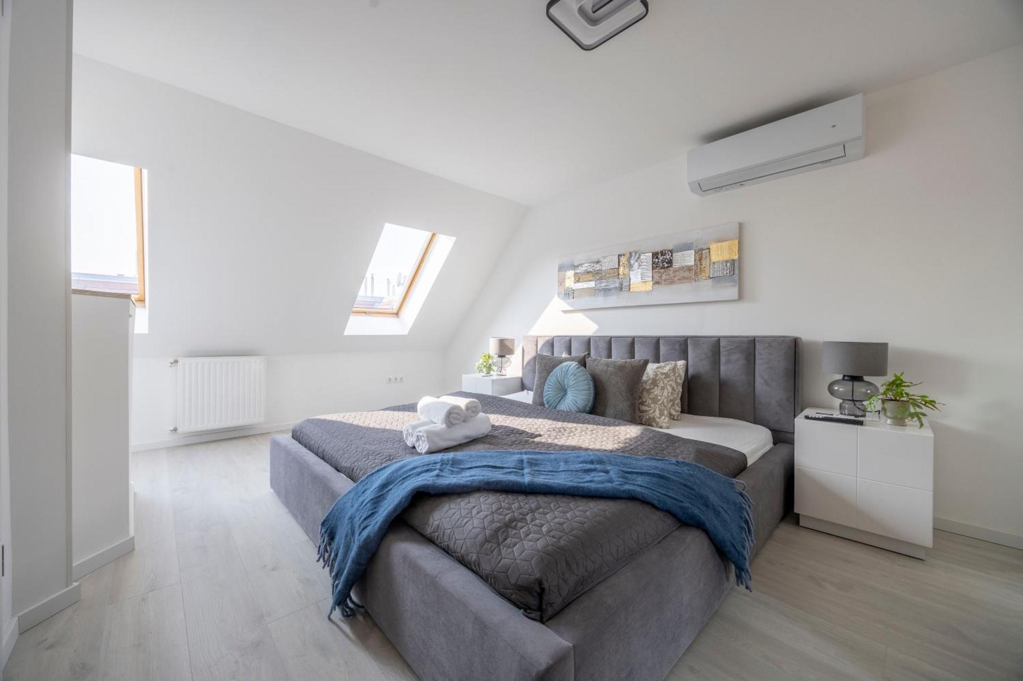 Deluxe & Minimalistic In The Heart Of Apartament Budapeszt