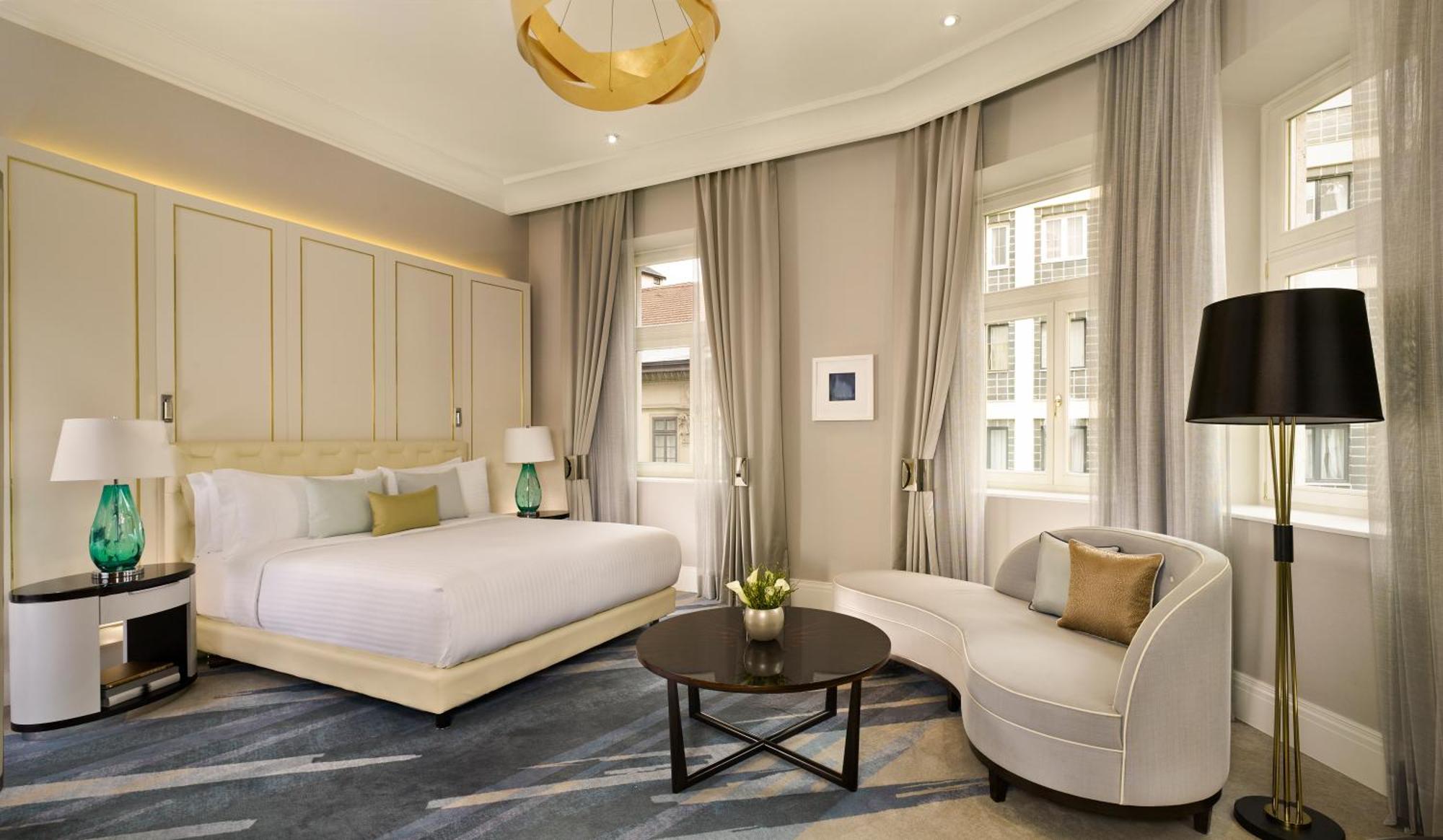 Al Habtoor Palace Hotell
