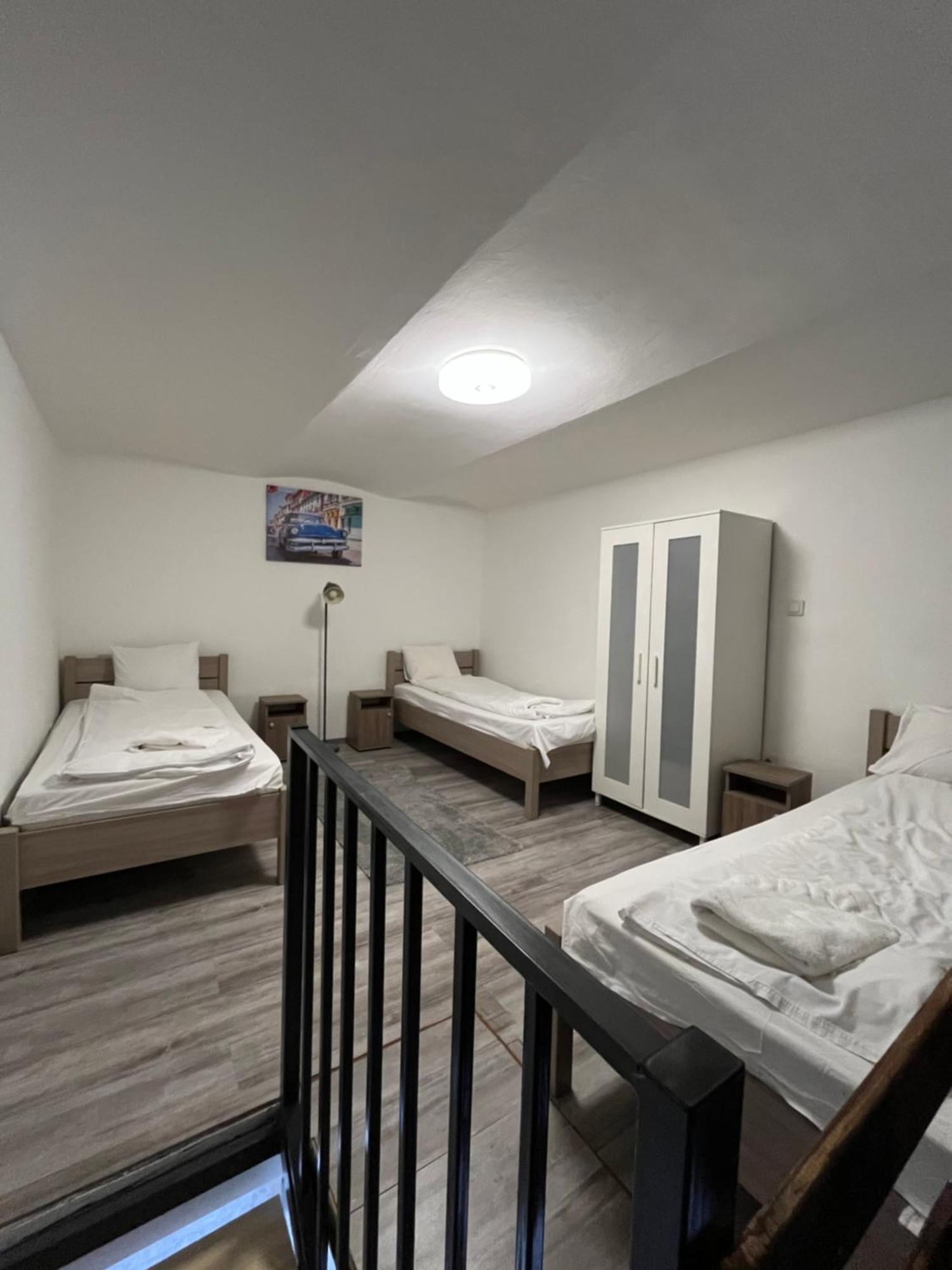 Elizabeth Apartment