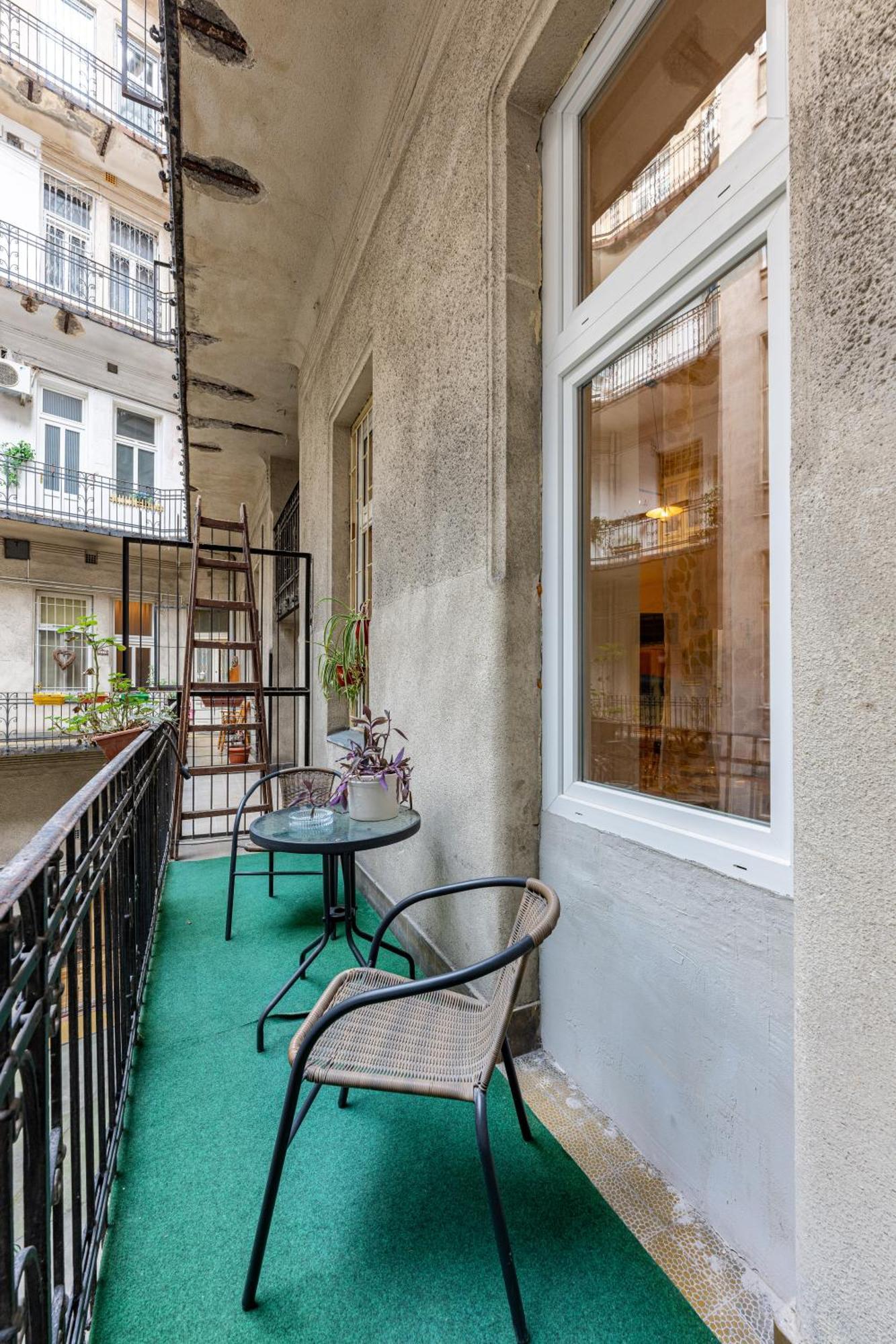 A Quiet In The Heart Of The Apartment *