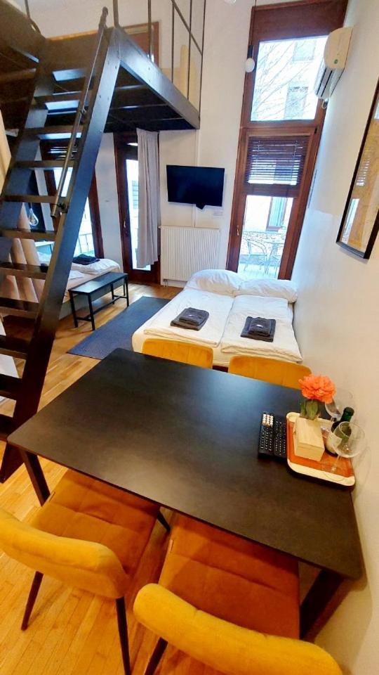 Mooki Loft&garden In Sohobudapest Budapest
