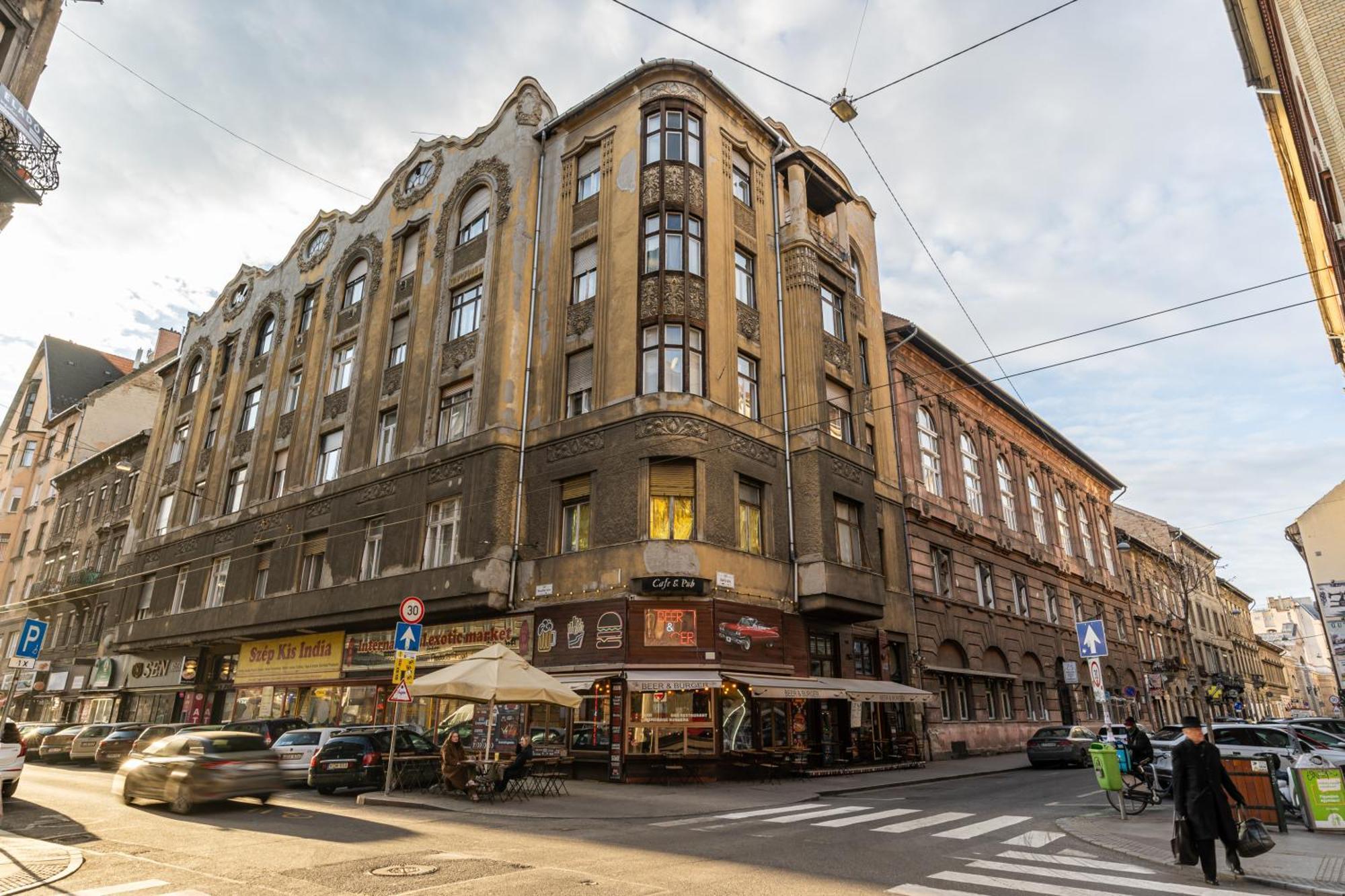 A30 - Akacfa Urban Nest - Location By Bqa Budapest