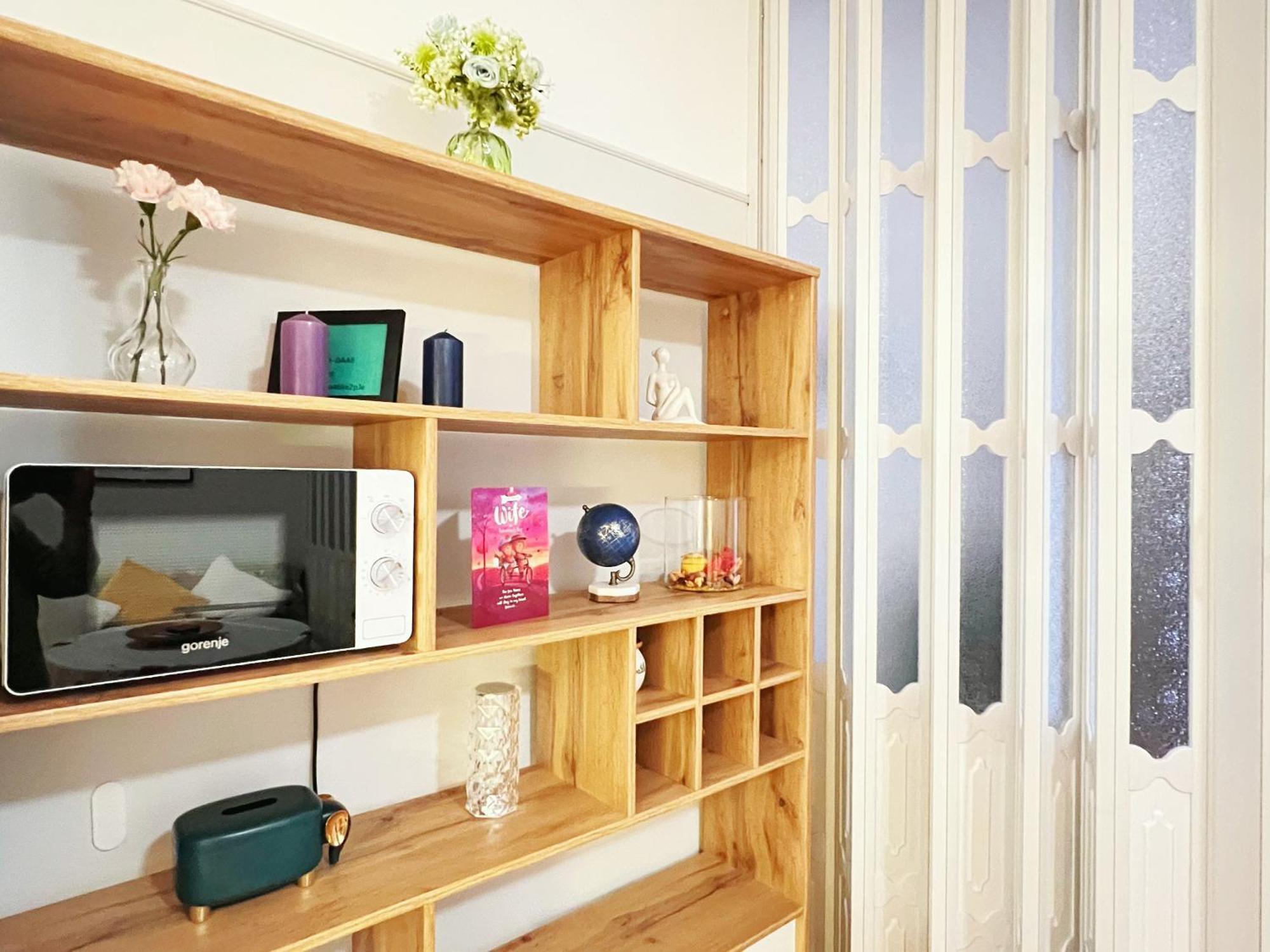 Acacia Aparhotel-near New York Cafe Apartment *