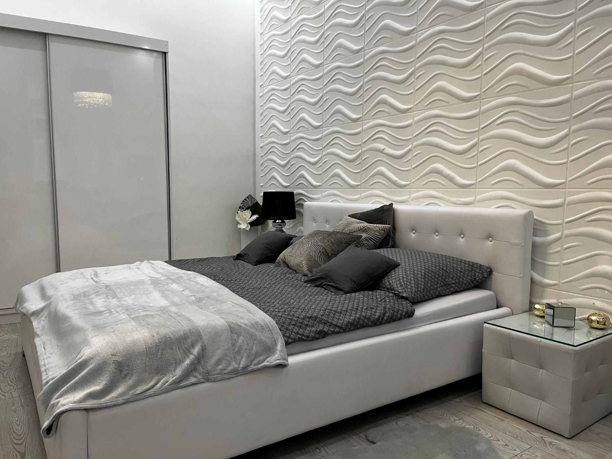White Luxury *