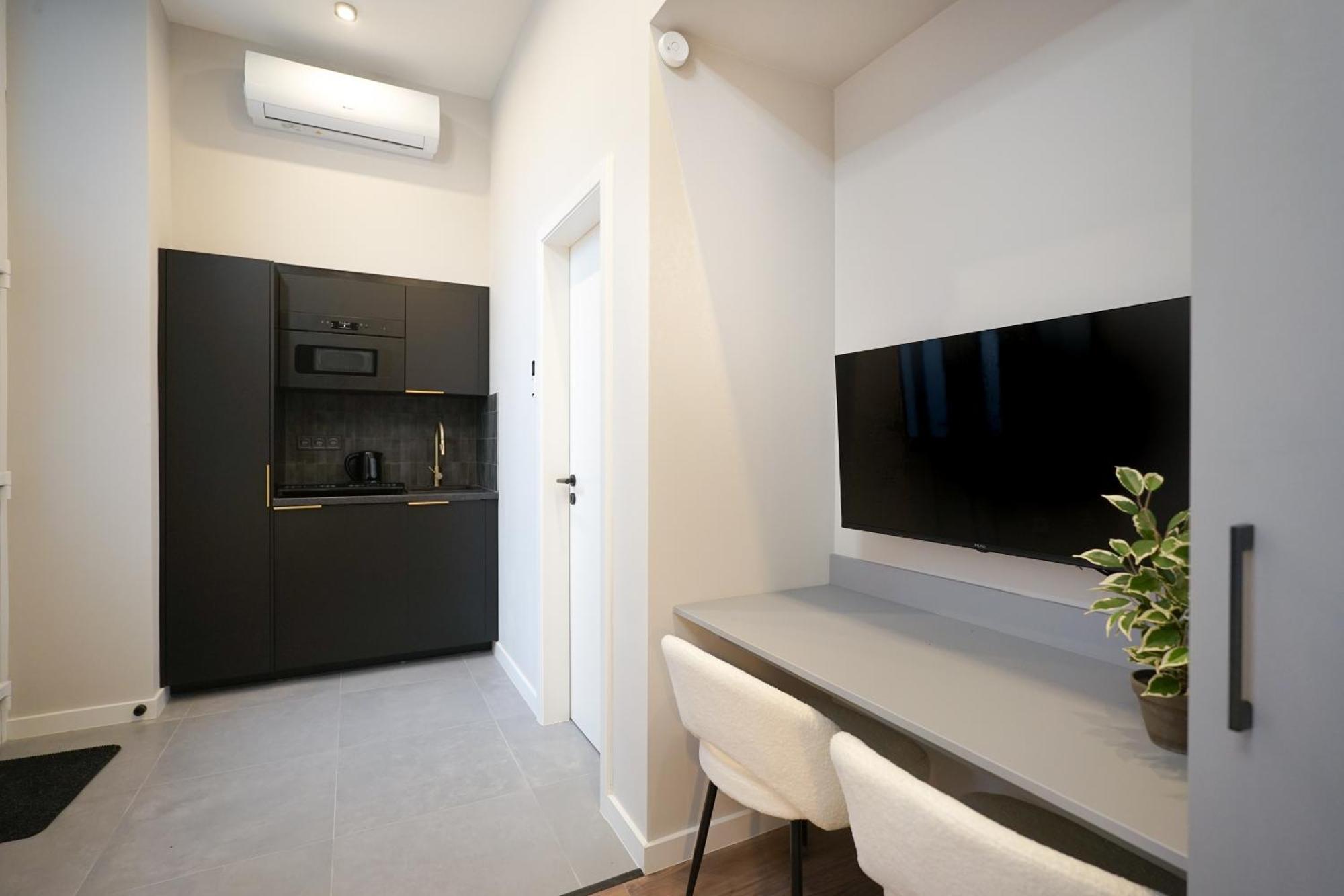 S7 - Sip Downtown Hideaway - Location By Bqa Budapest