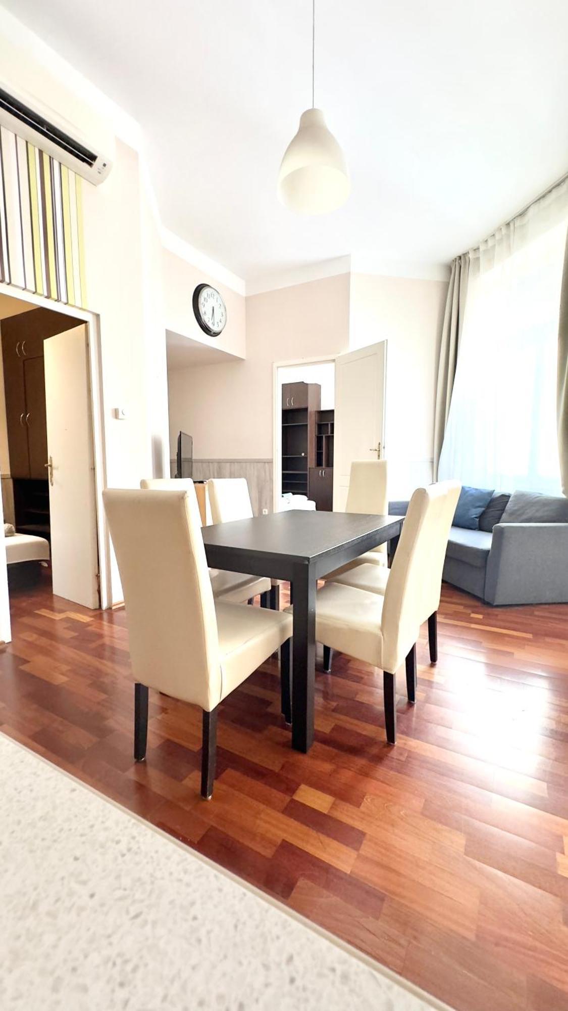 City Centrum Fashionstreet Apartman * Budapest