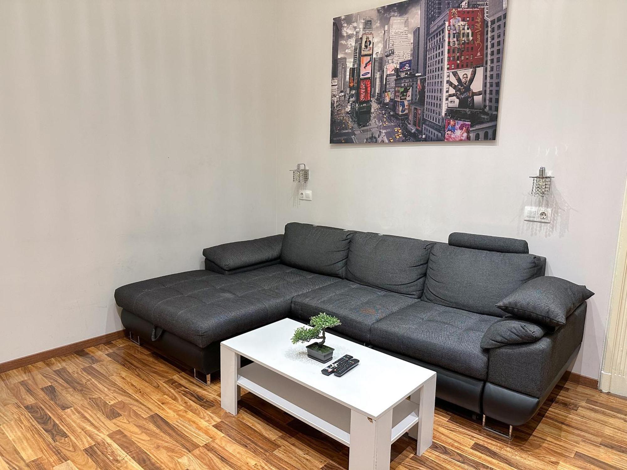 Apartman Parliament *