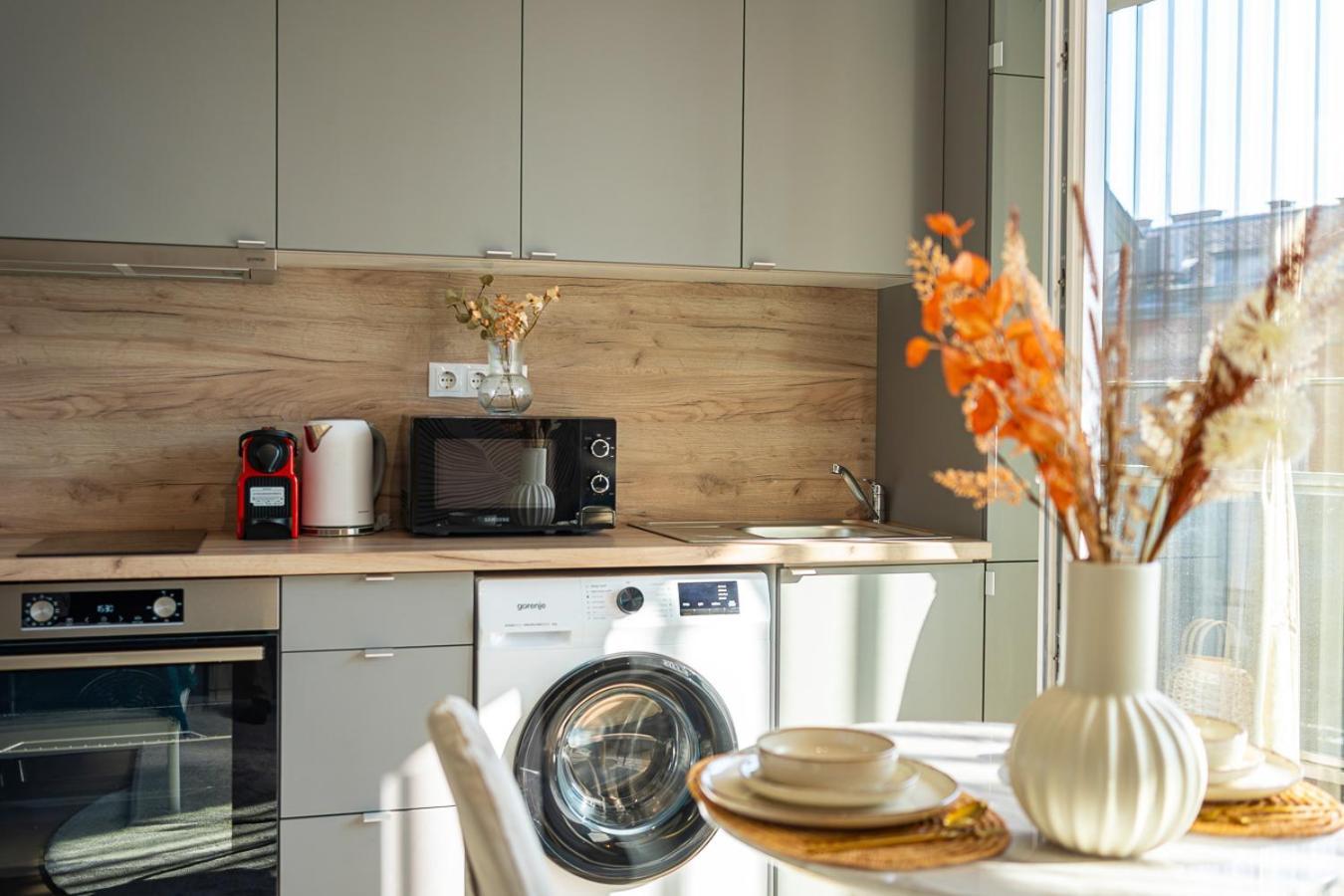 Appartamento Modern Downtown With A Sunny Terrace *