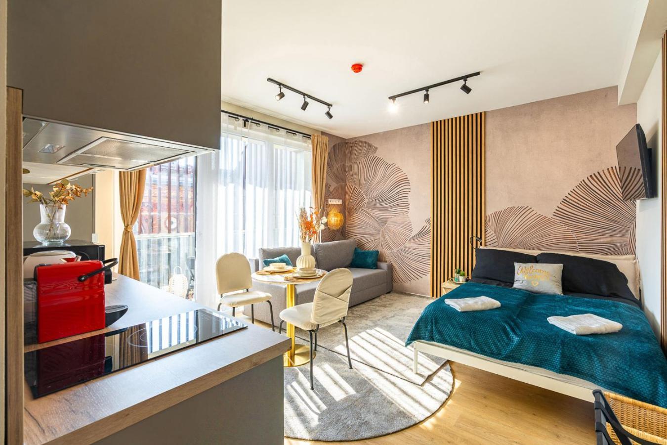 Appartamento Modern Downtown With A Sunny Terrace *