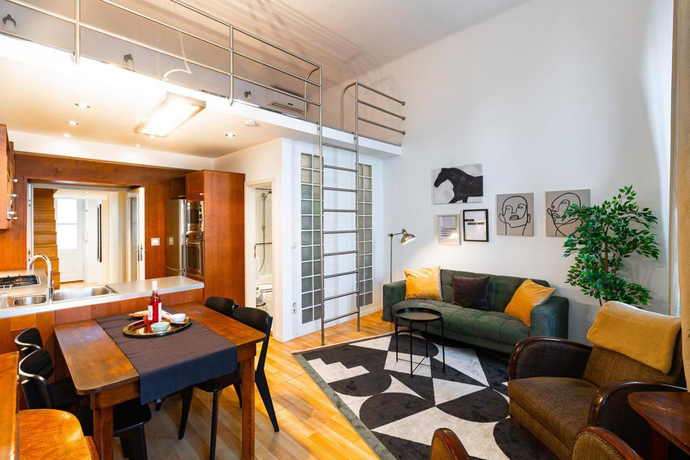 Appartamento Riverside Two Bedroom Flat By The Chain Bridge Budapest