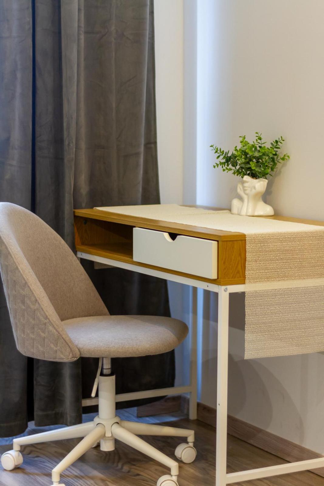 Galerie Vibes In Josika Street By Nw Appartamento