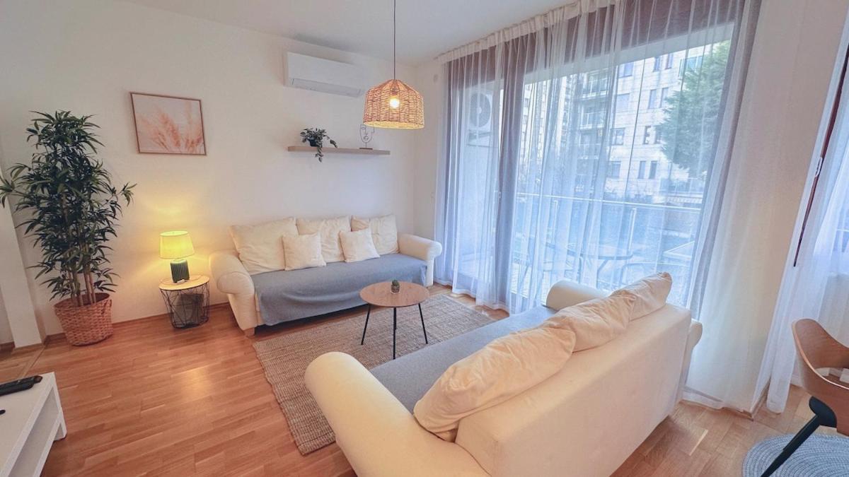 Gogol Apartment