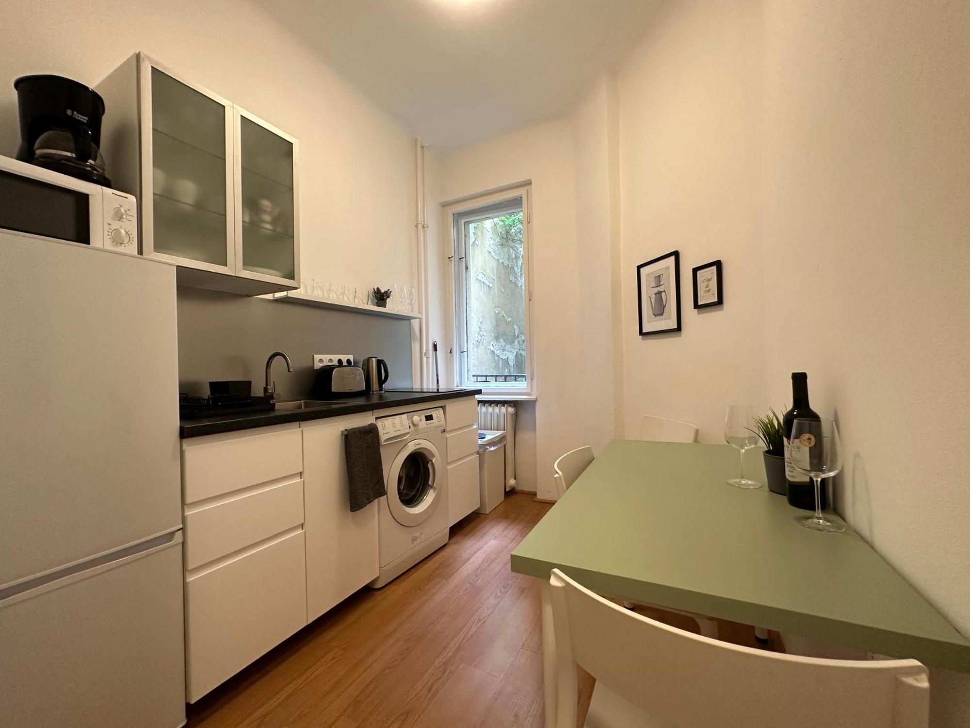 Lägenhet Central&cozy Balcony!3bdr 2bth *