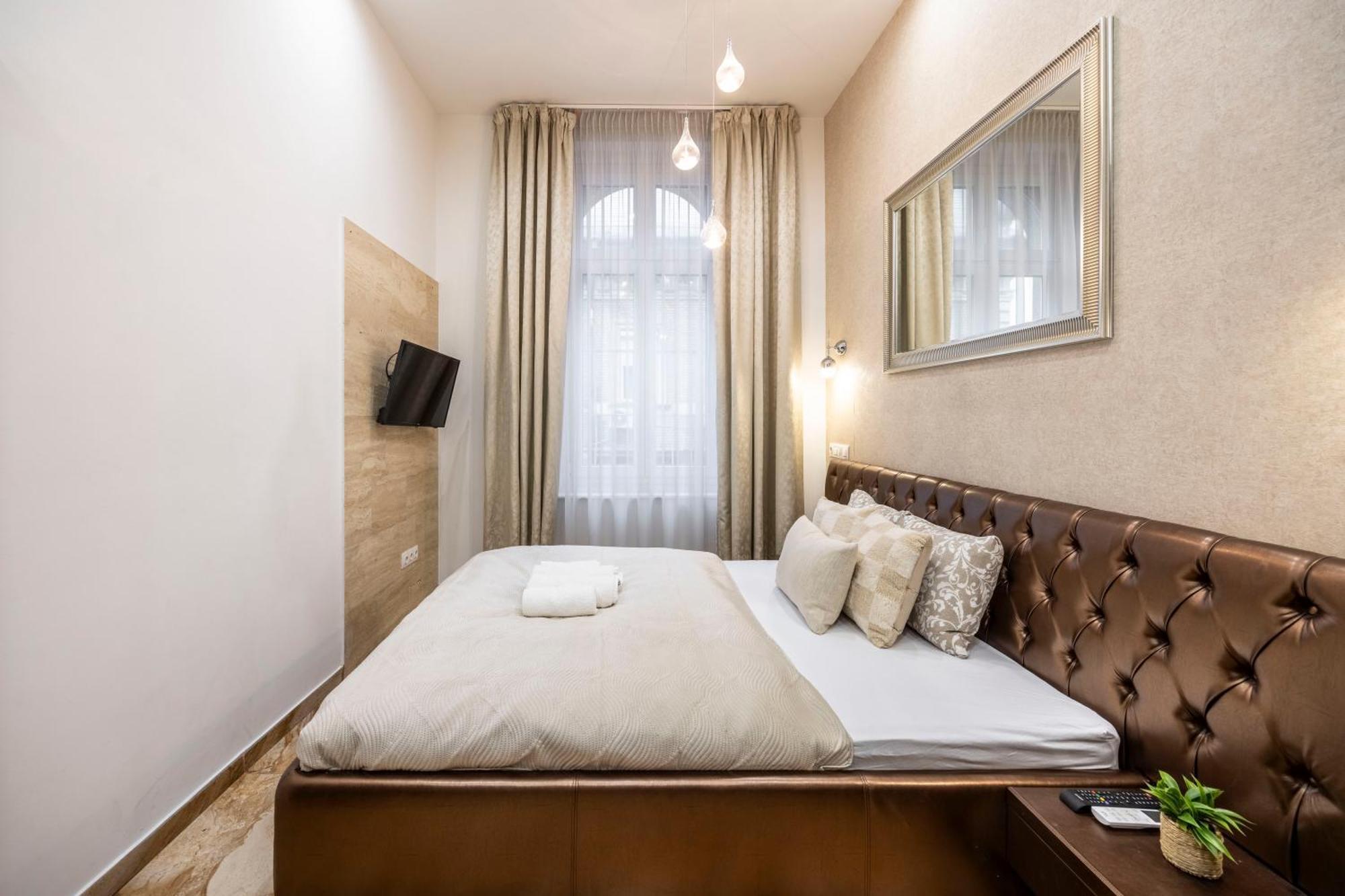 Luxe N' Charm Grand By Prestige Homes Apartment Budapest