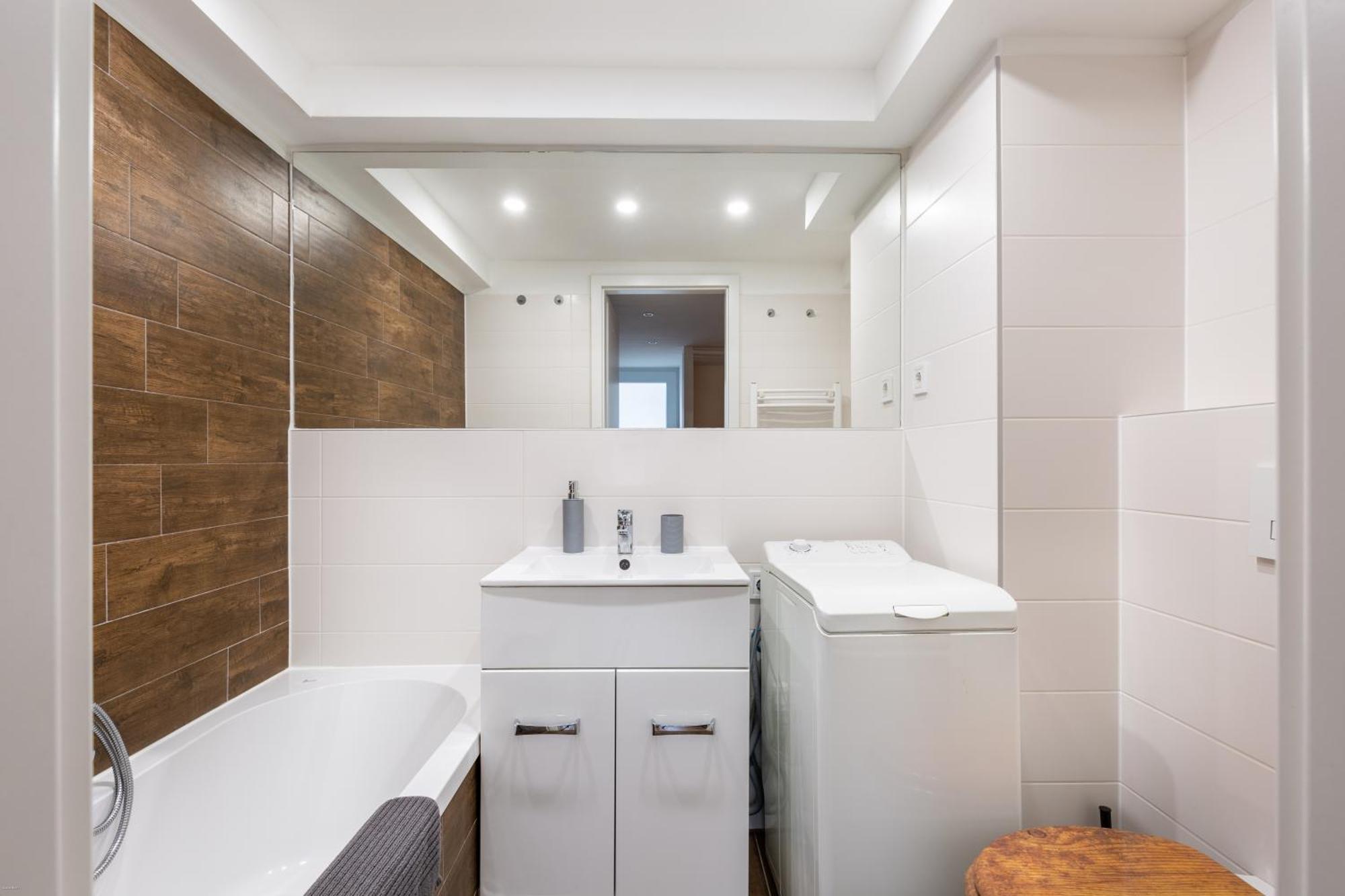 Sz27 A Szekely Apartment