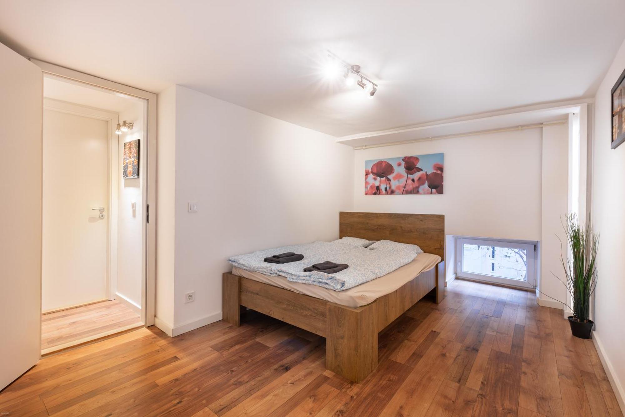 Sz27 A Szekely Apartment