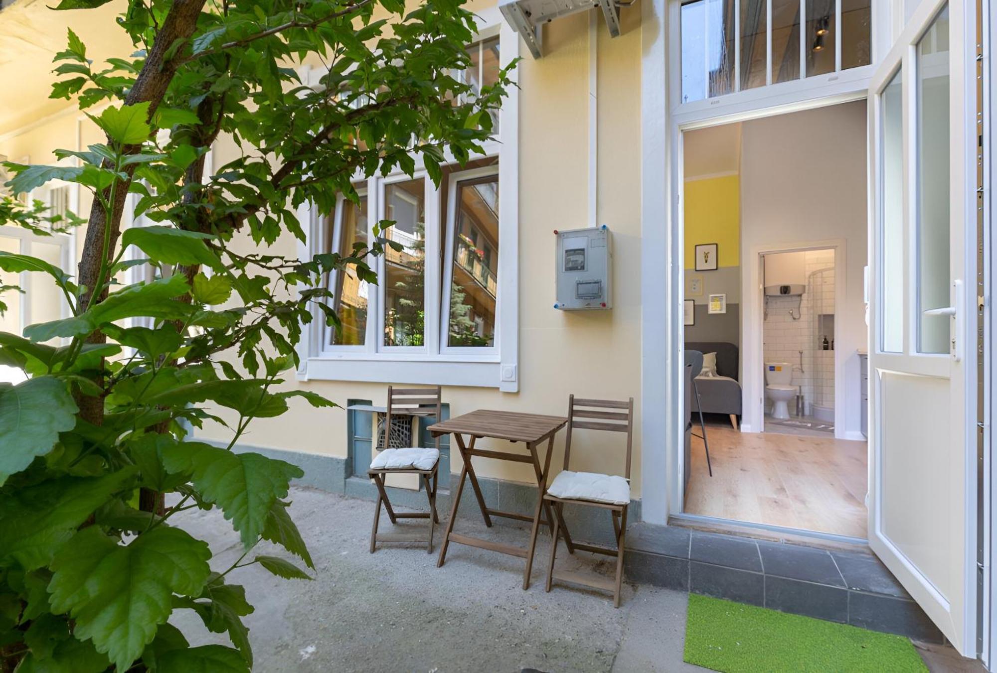 A27 Bp Modern Boutique Apartments, Location By Bqa *
