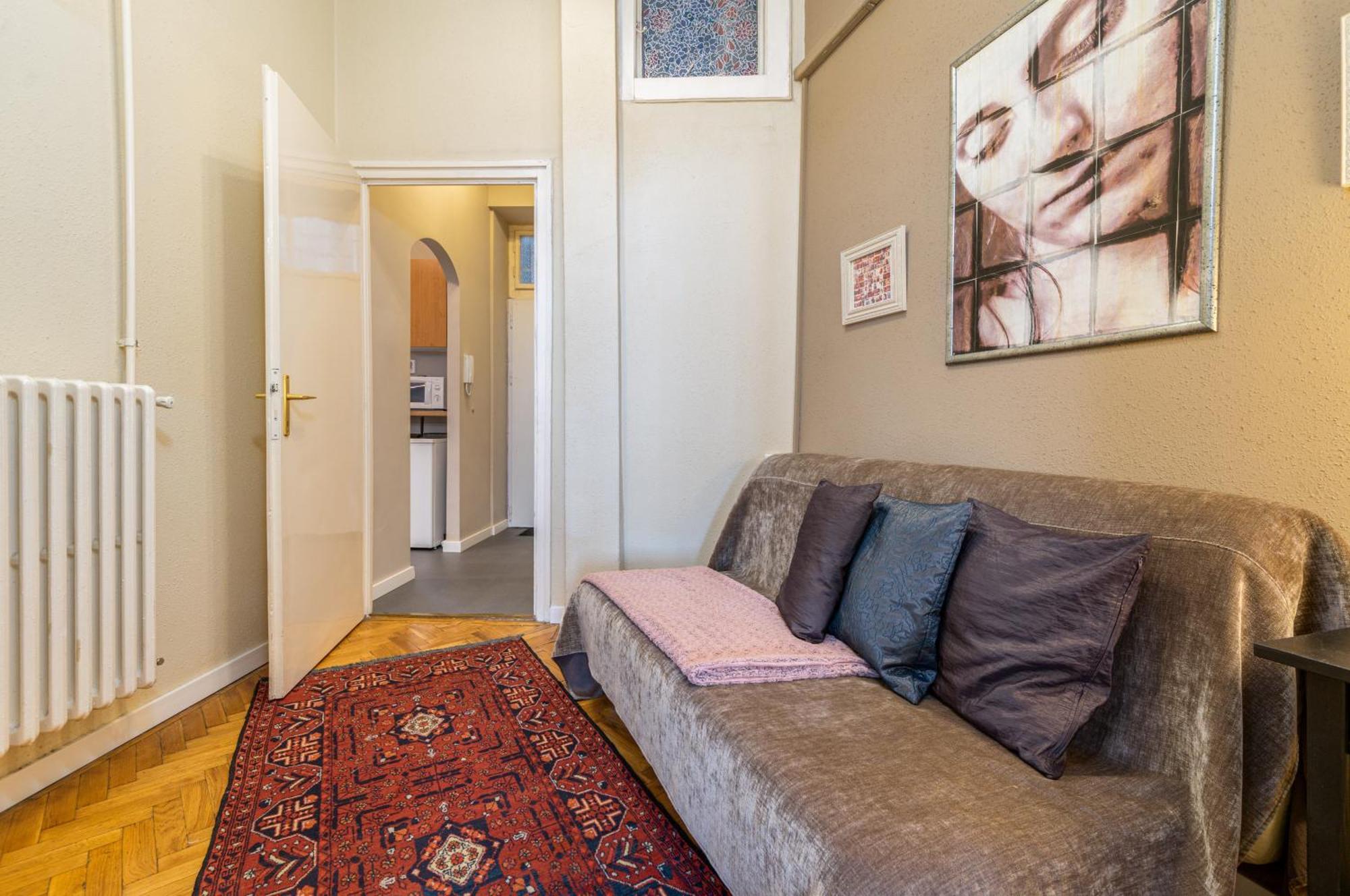 Super Chic With A Private Balcony Budapest