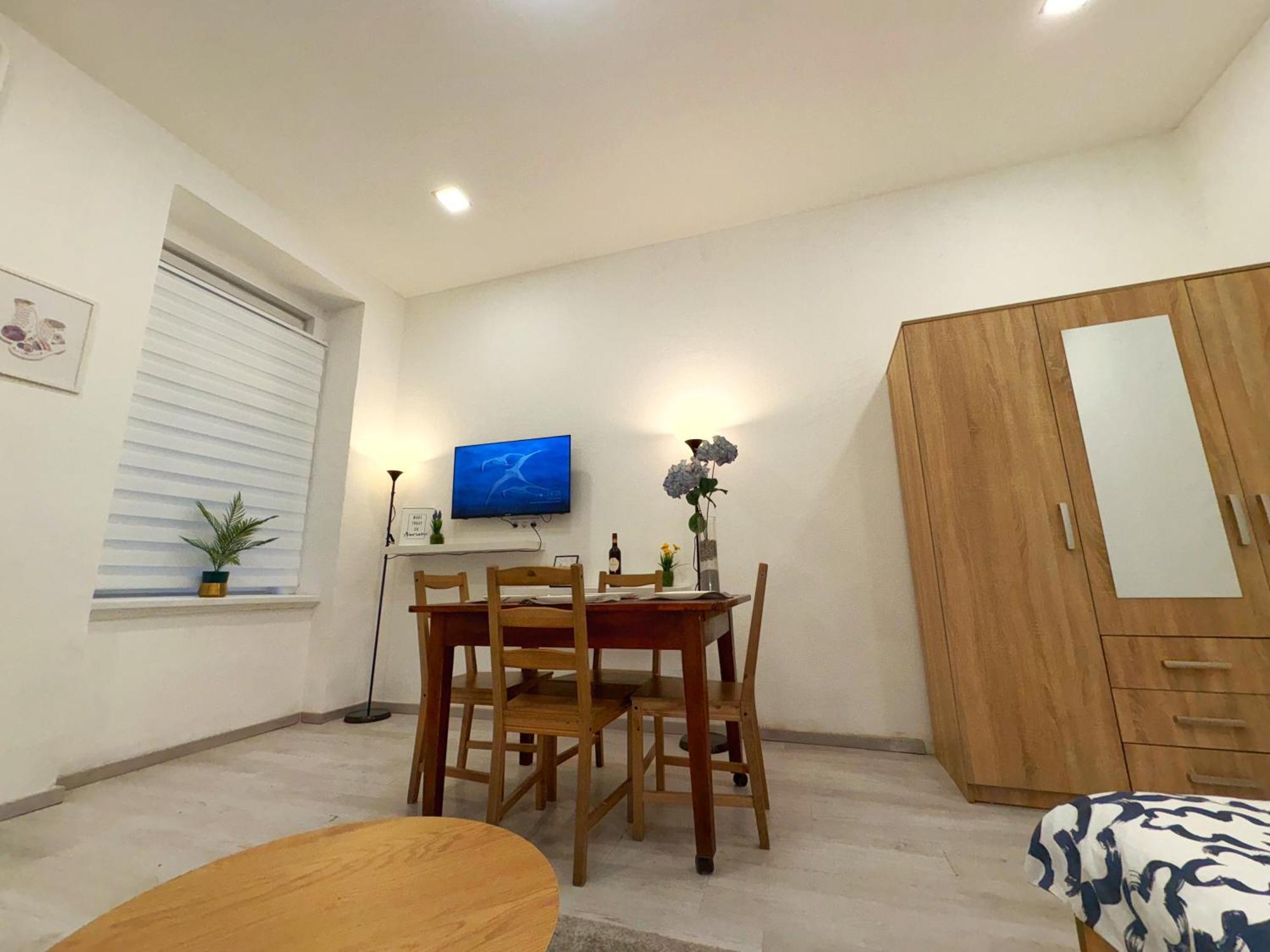 Private Apartment-7pax Apartamento