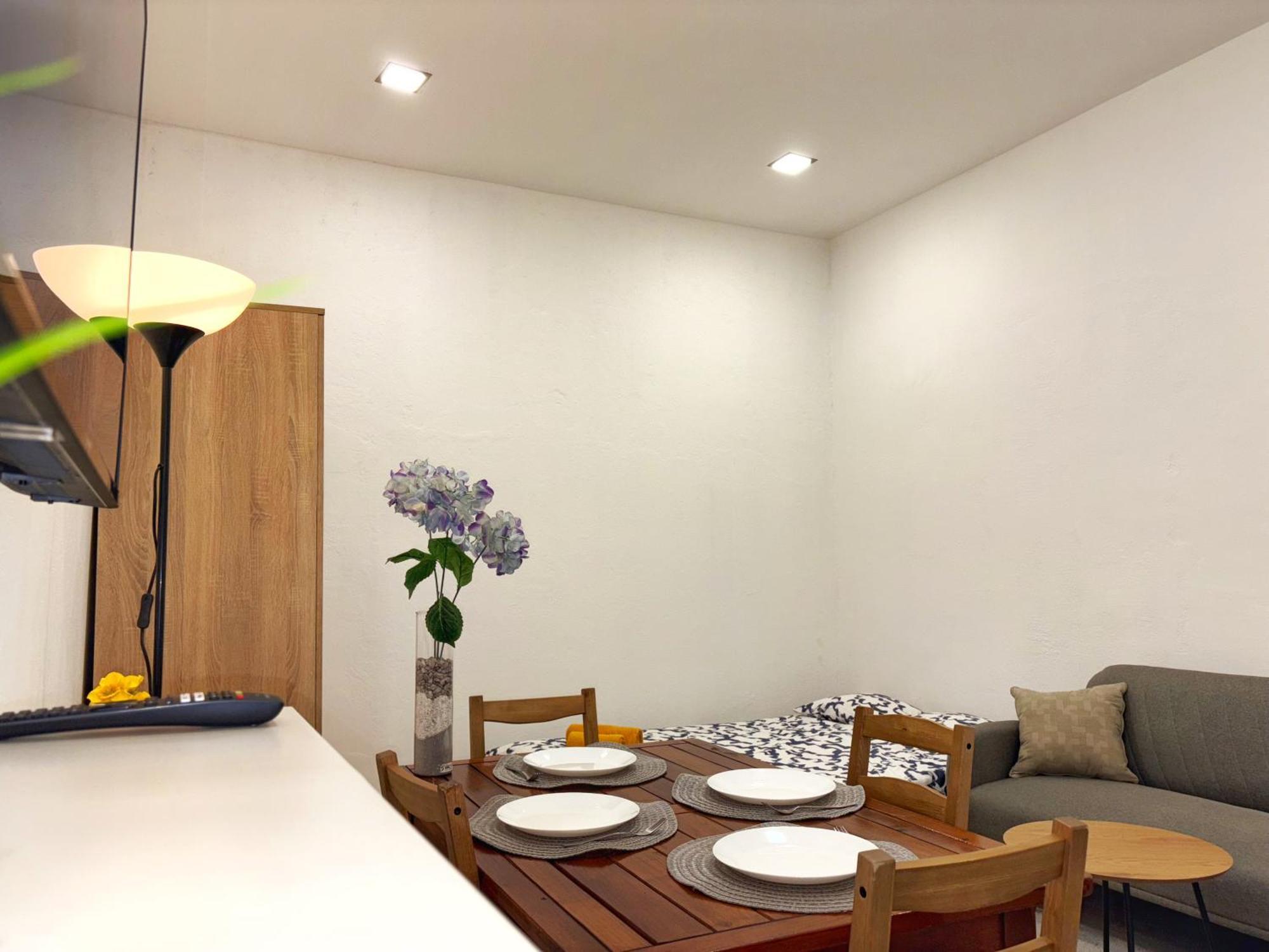 Private Apartment-7pax Apartamento *