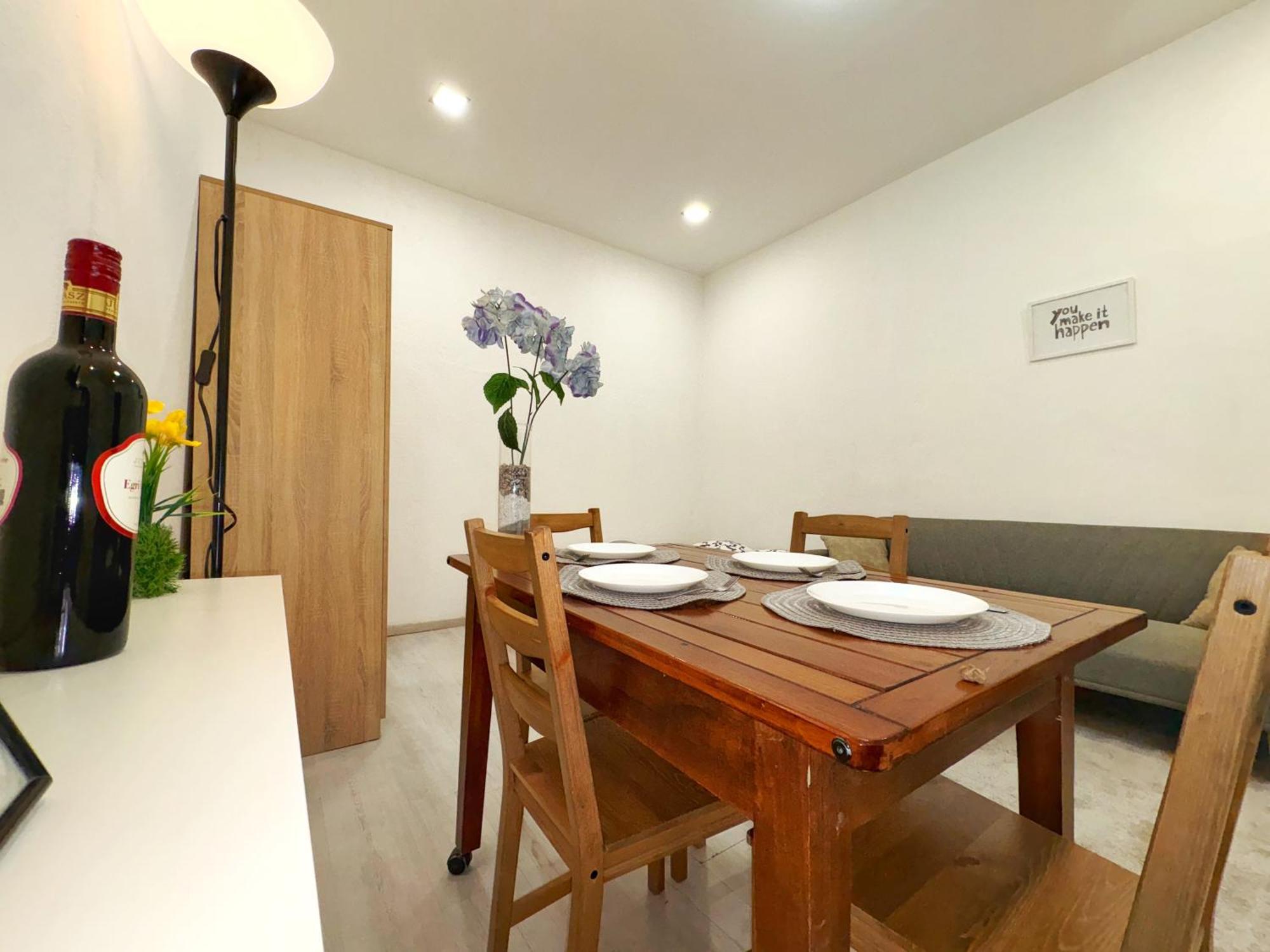 Apartamento Private Apartment-7pax
