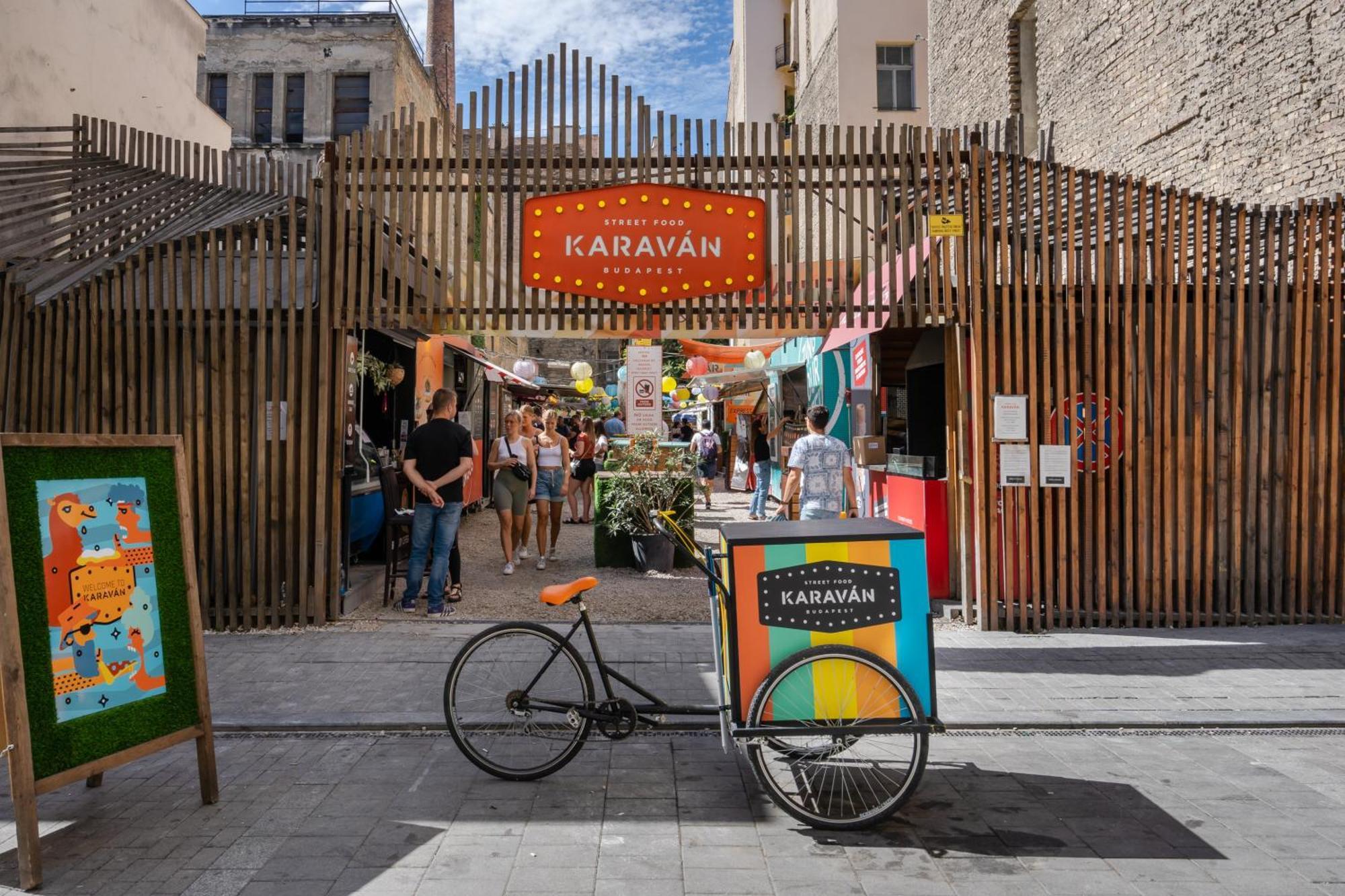 K10 - Kazinczy Street Heritage - Location By Bqa * Budapest