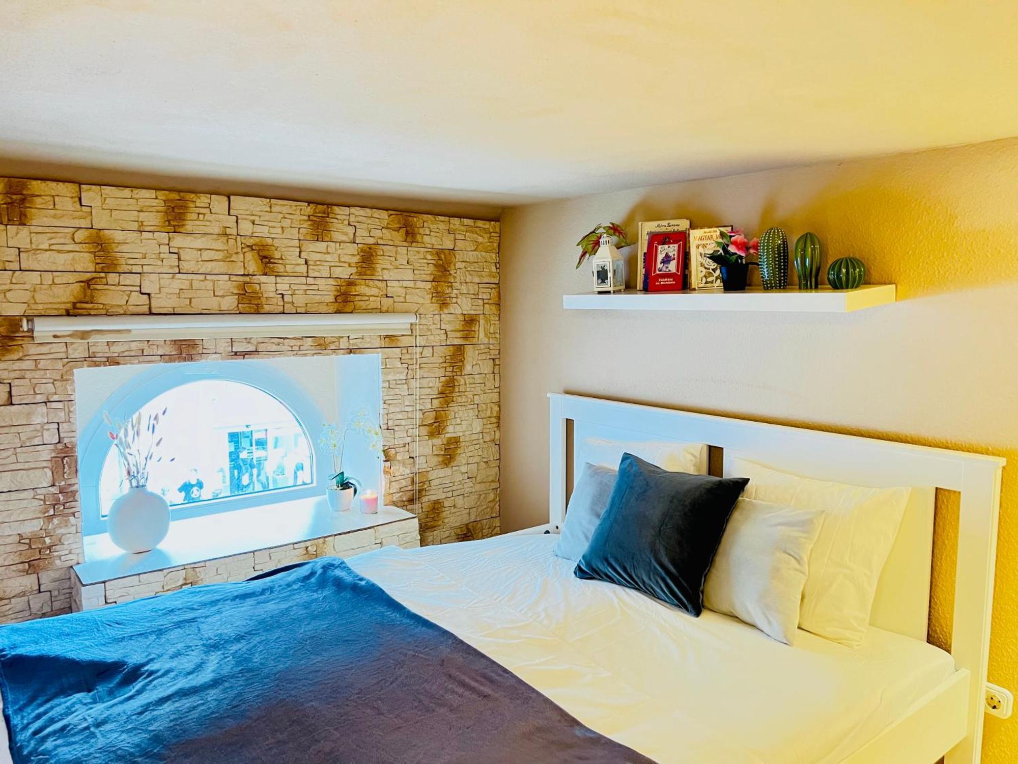 Kerepesi 3 - Opposite Keleti Station Homestay