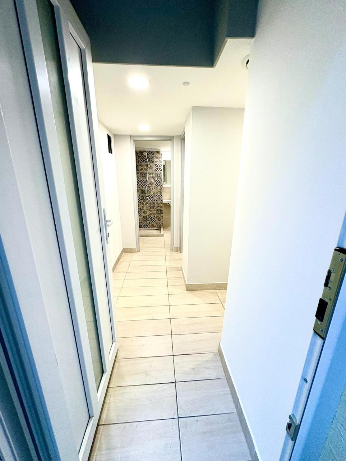 Nyugati 4 With 3 Bedrooms In The Center Budapest