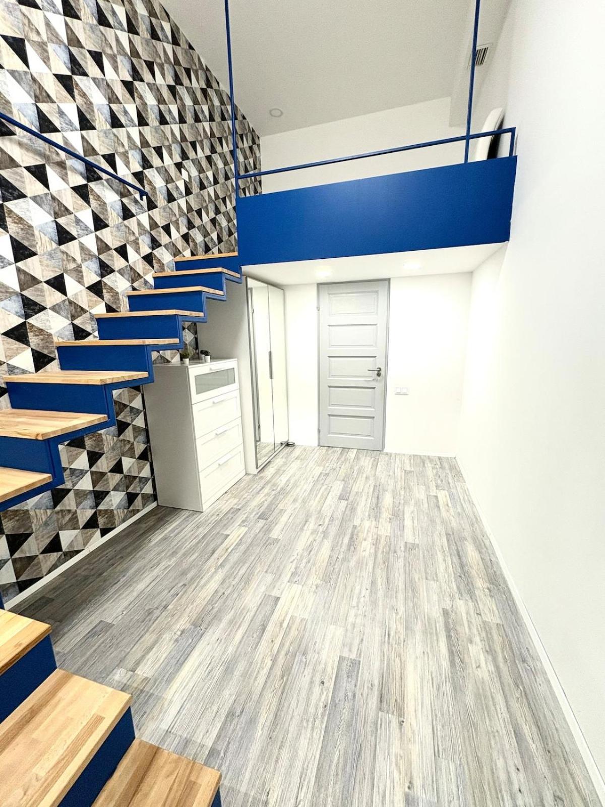 Apartment Nyugati 4 With 3 Bedrooms In The Center