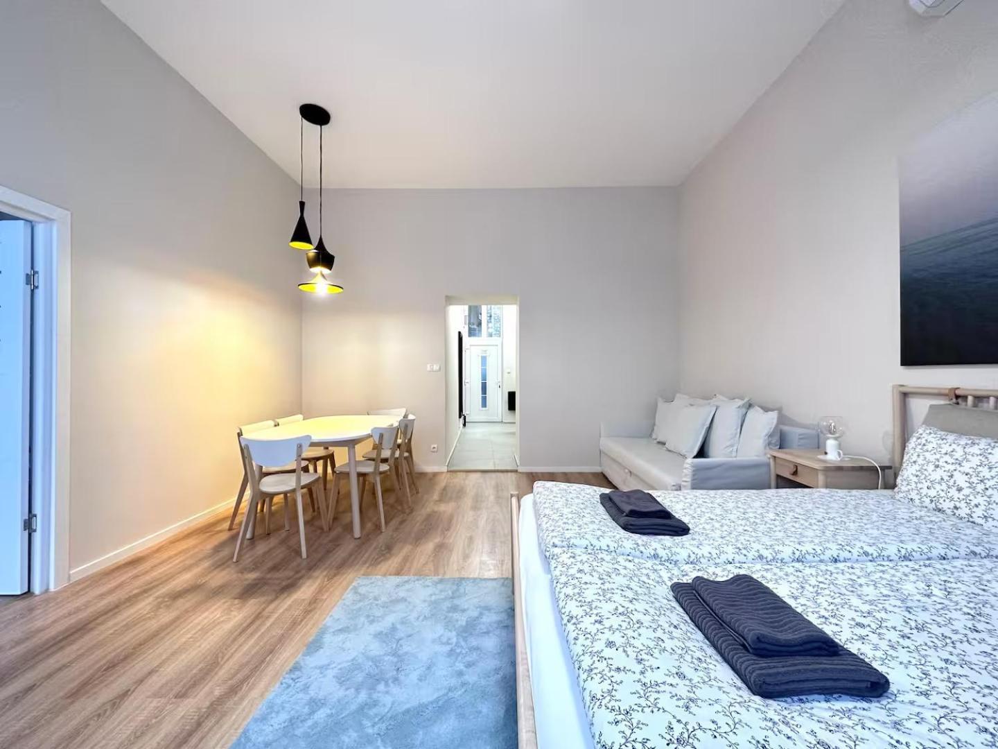 Center Bohemian Design With 6ppl Ac Wifi Appartamento