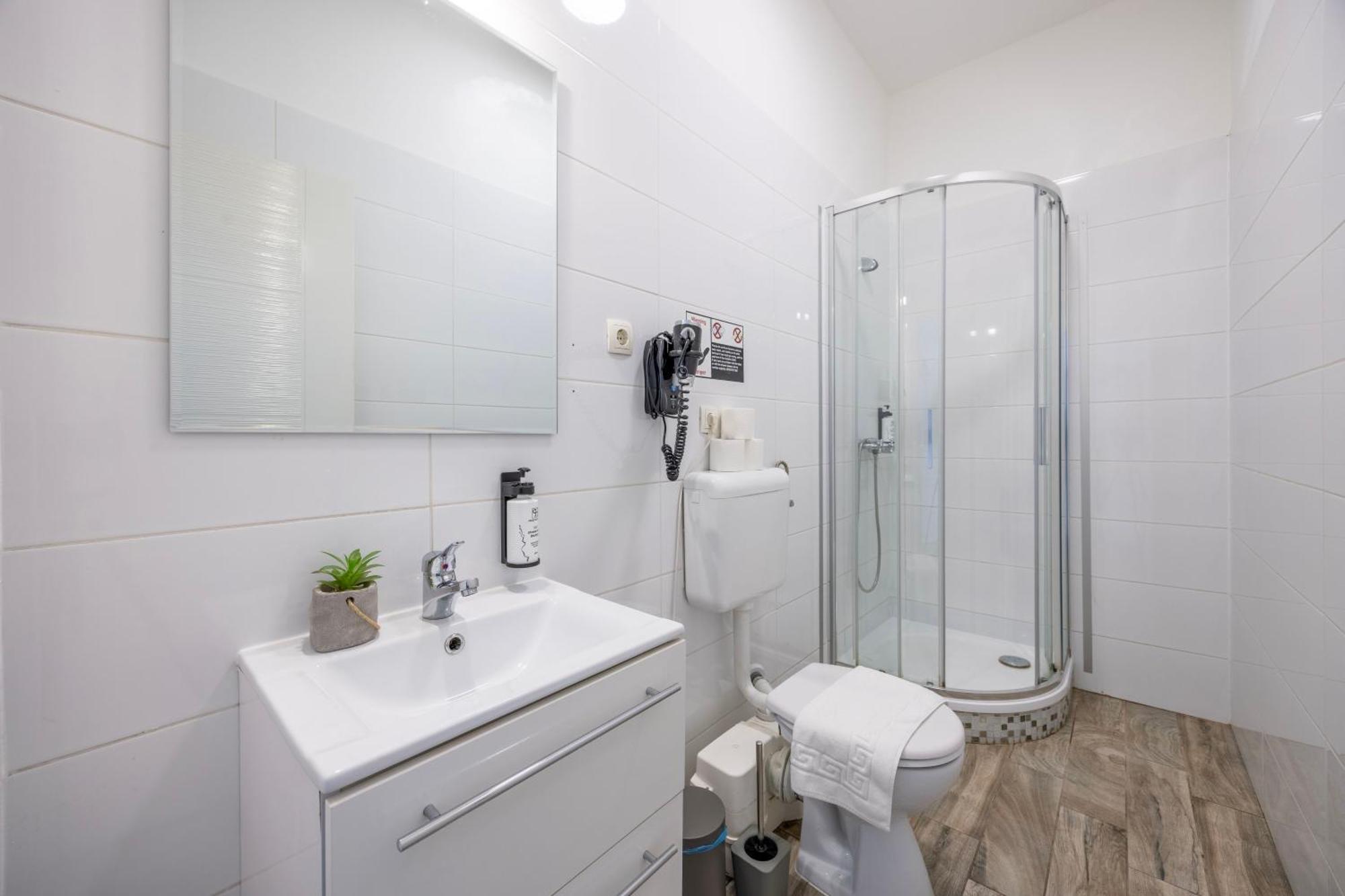 Appartement Deluxe Danube Center Next To The Fashion St'