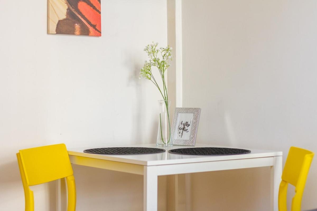 Cozy Gallery Loft In Garam Street By Nw Apartamento