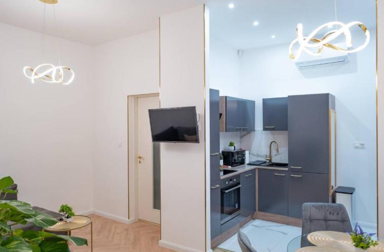 Gold'n Marble Apartamento