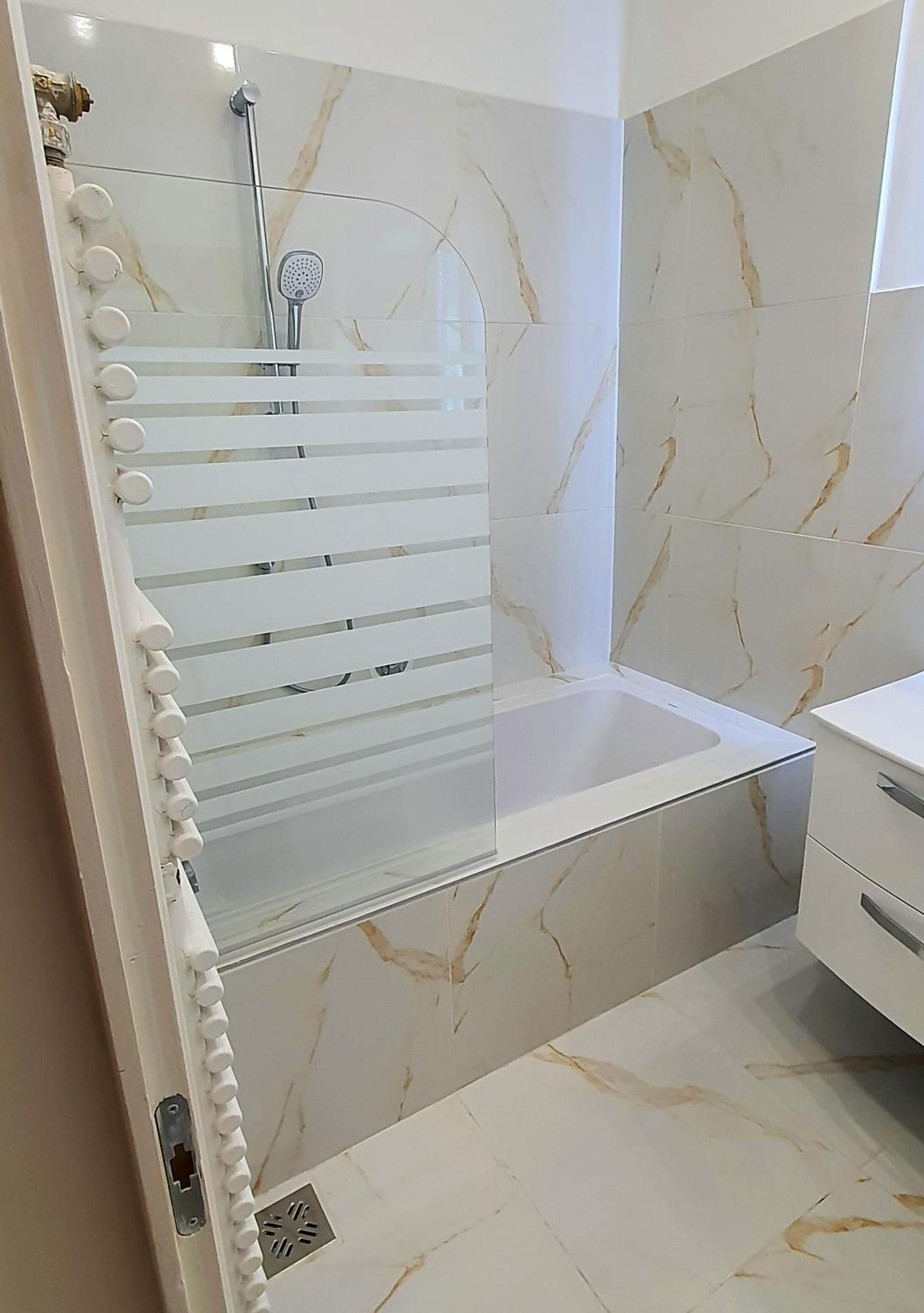 Premium Right Under Buda Castle Appartamento *