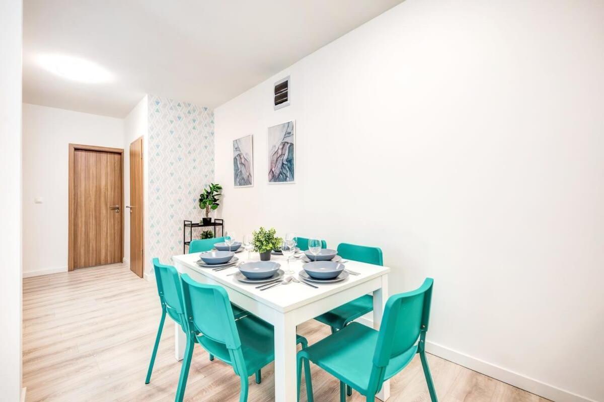 Very - Large And Quiet Apartamento