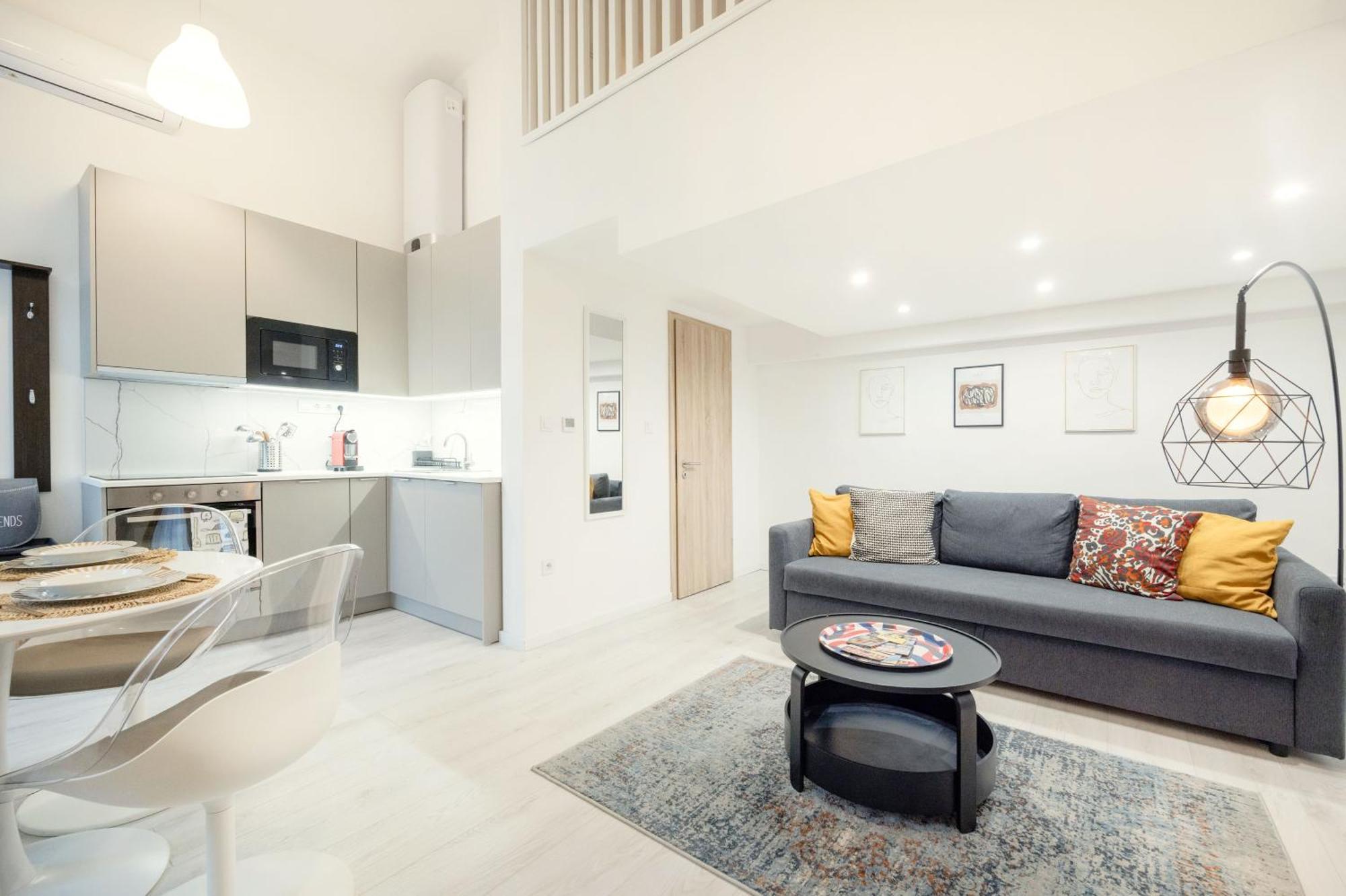 Apartment Little Treasure In Center, Quiet With Ac *