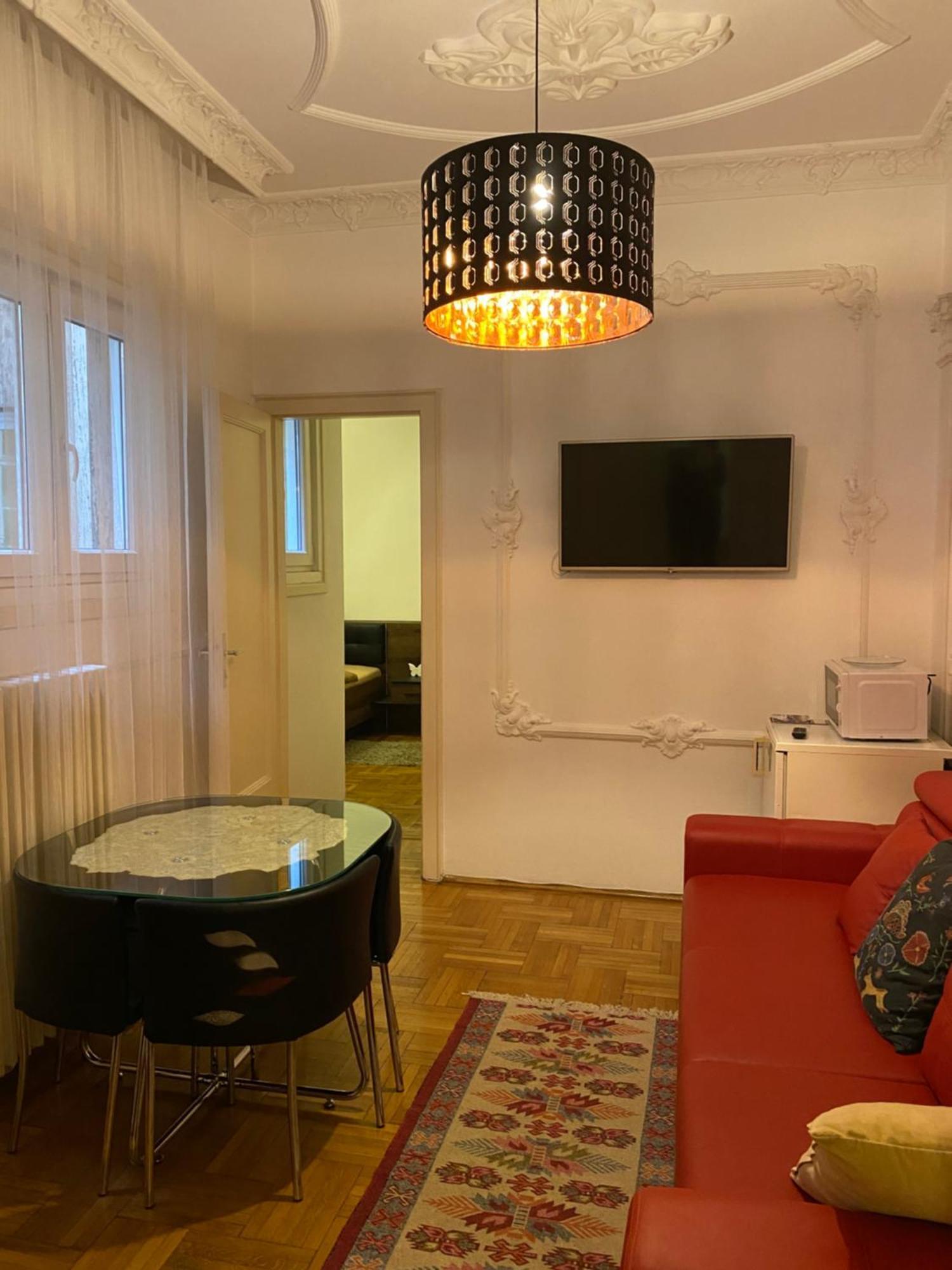 Heart Of The 2 Bedrooms, Living Rooms, Bathrooms, With Ac Budapest