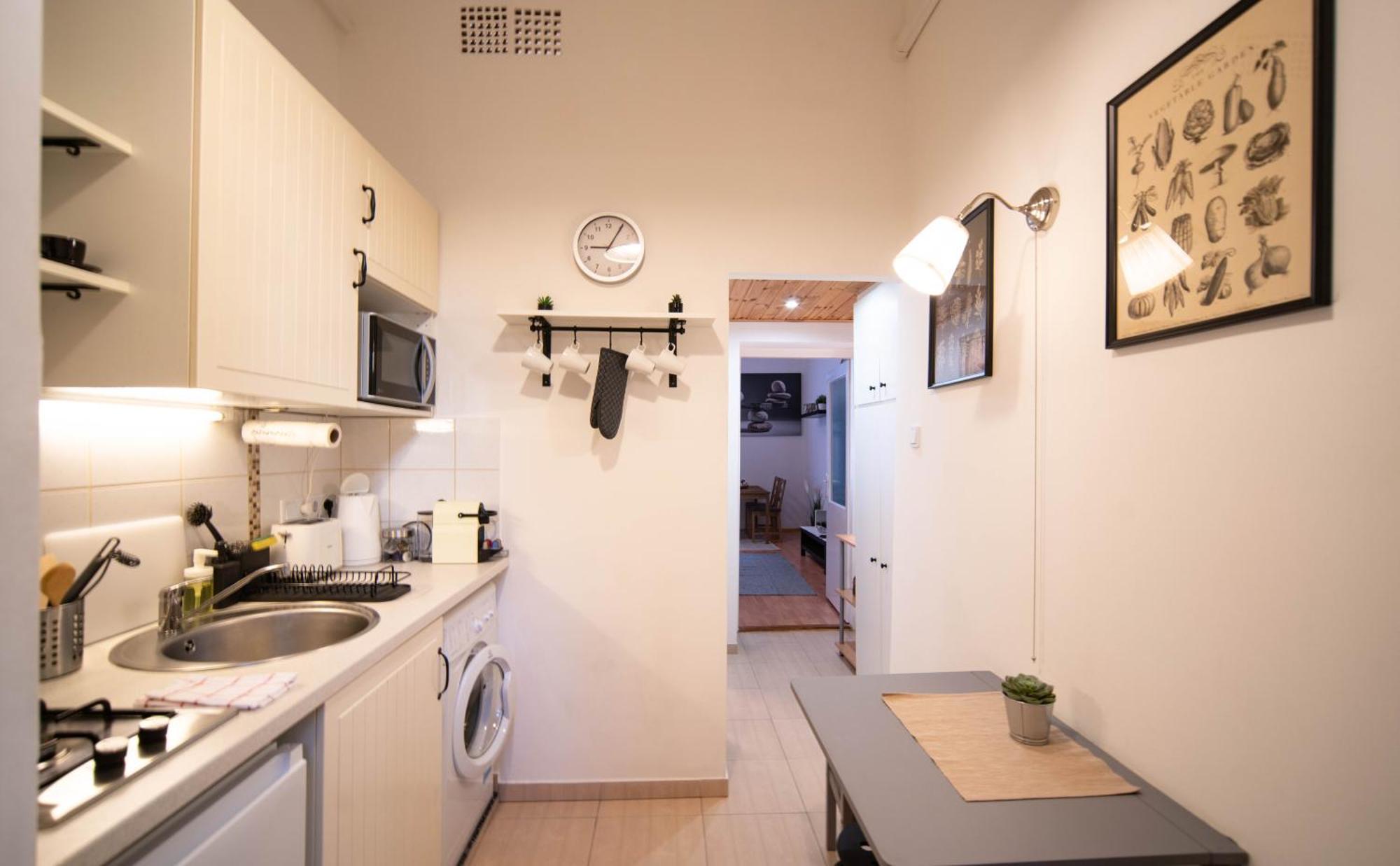 Free Parking Charlie's - 2sep Room, Ac, Fast Wifi, Tv Budapest